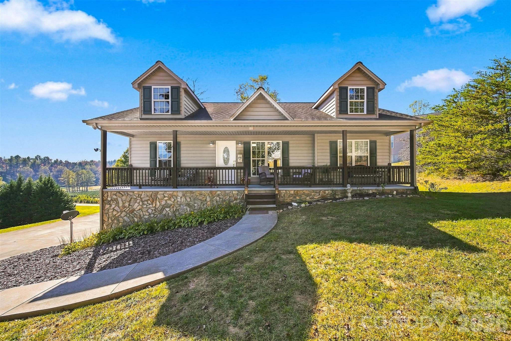 3937 Rocky Brook Place Lenoir Nc Us 28645 Car4436844