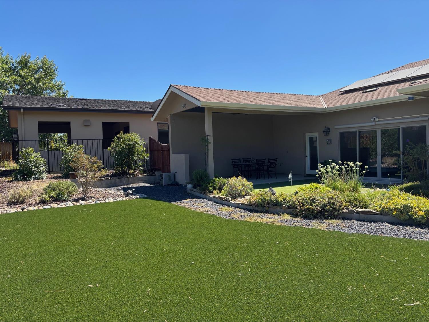 121 Blue Oak Court