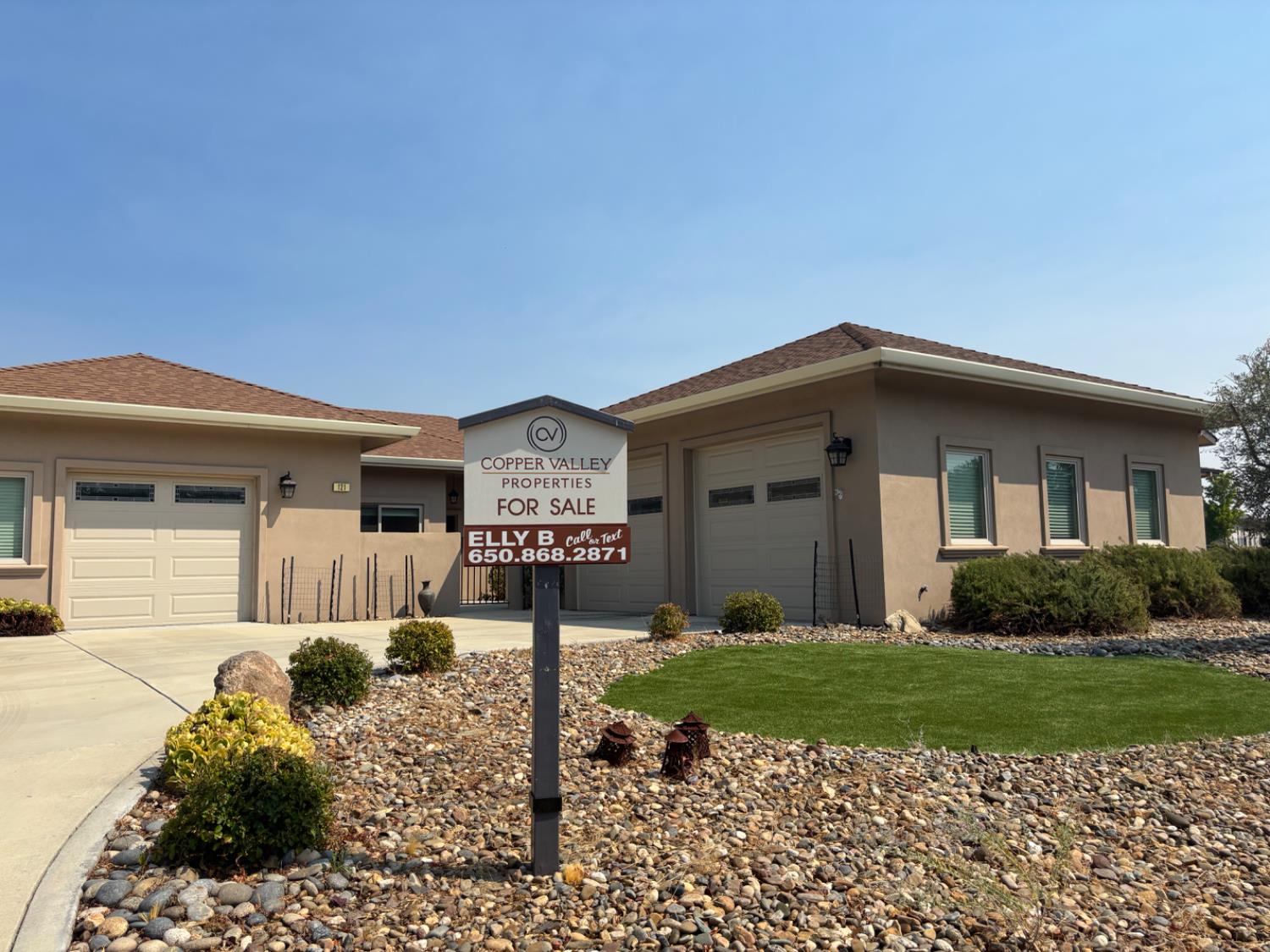 121 Blue Oak Court