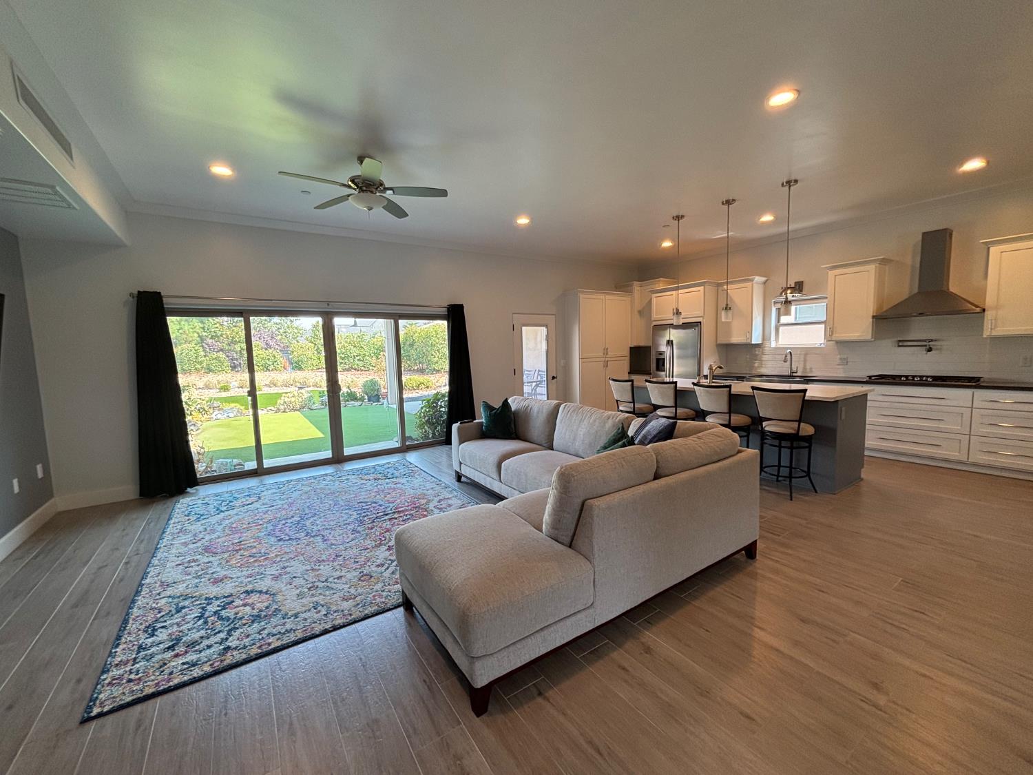 121 Blue Oak Court