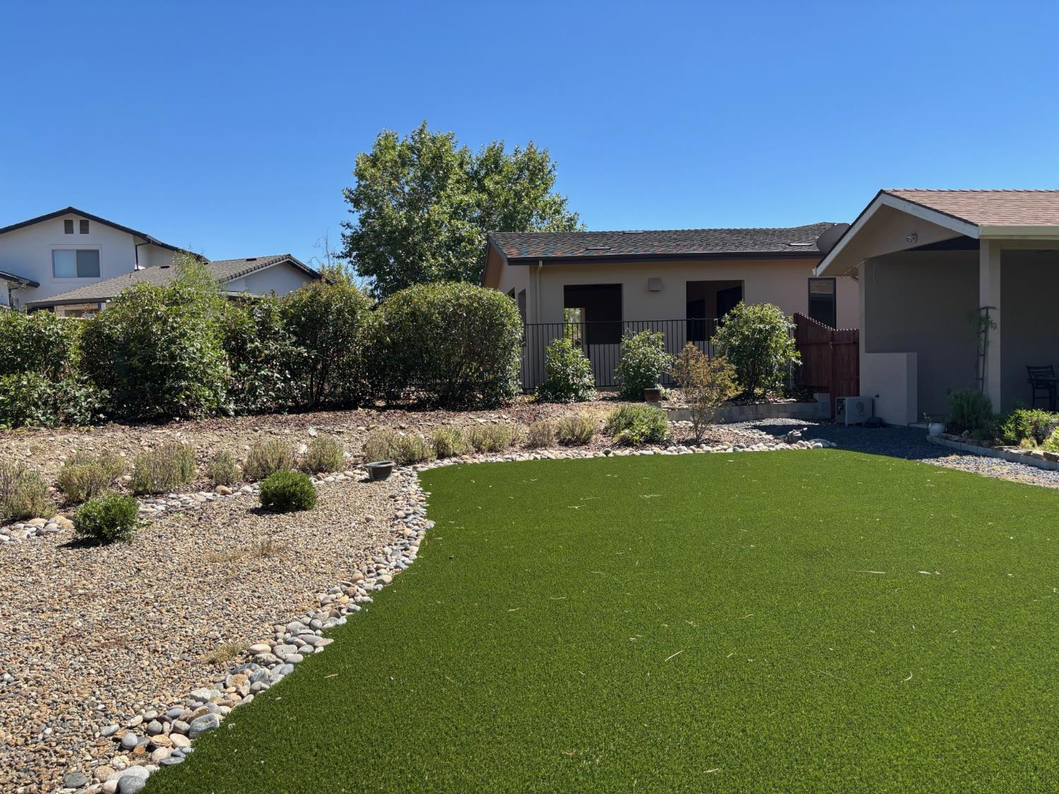 121 Blue Oak Court