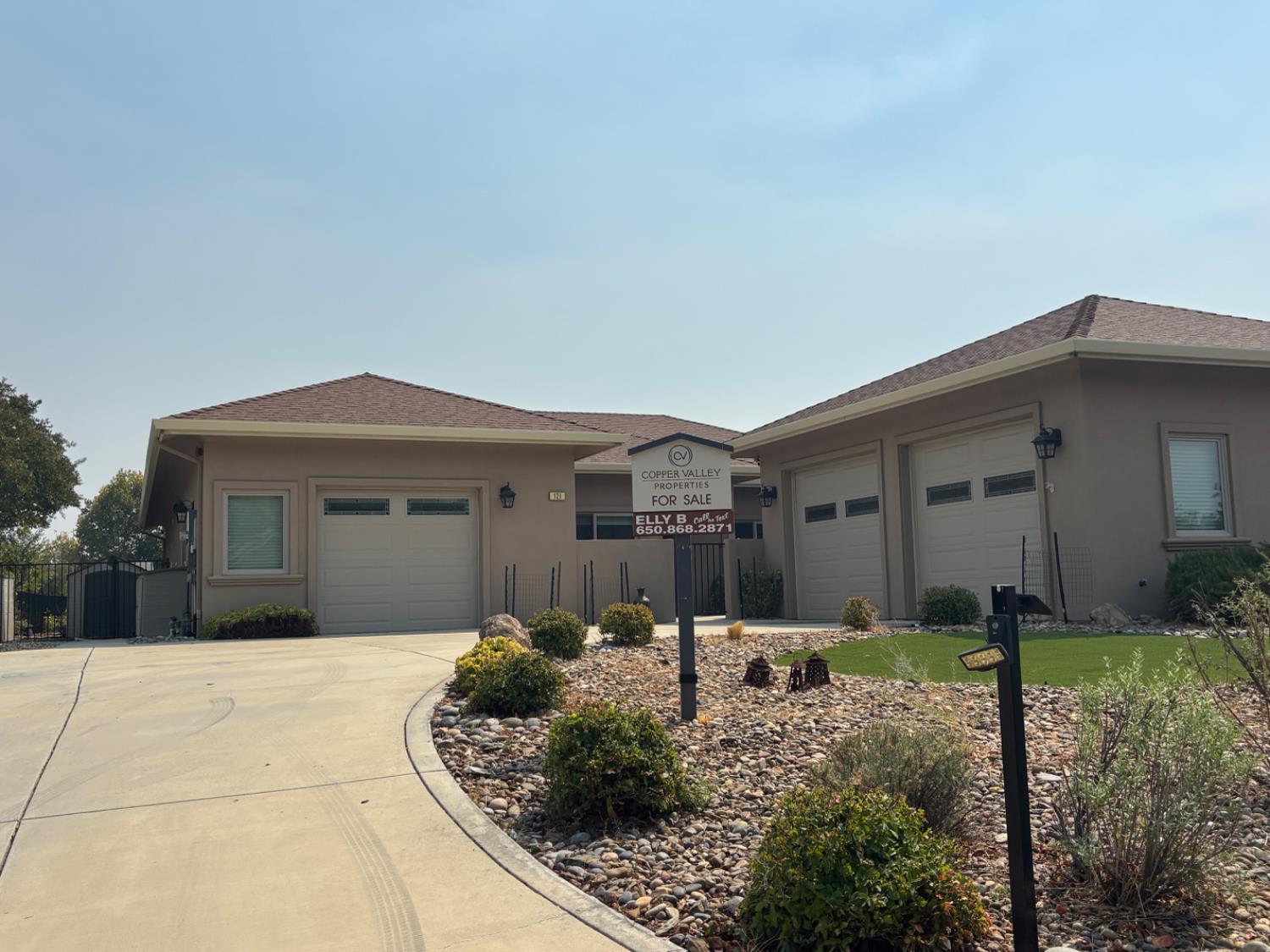 121 Blue Oak Court