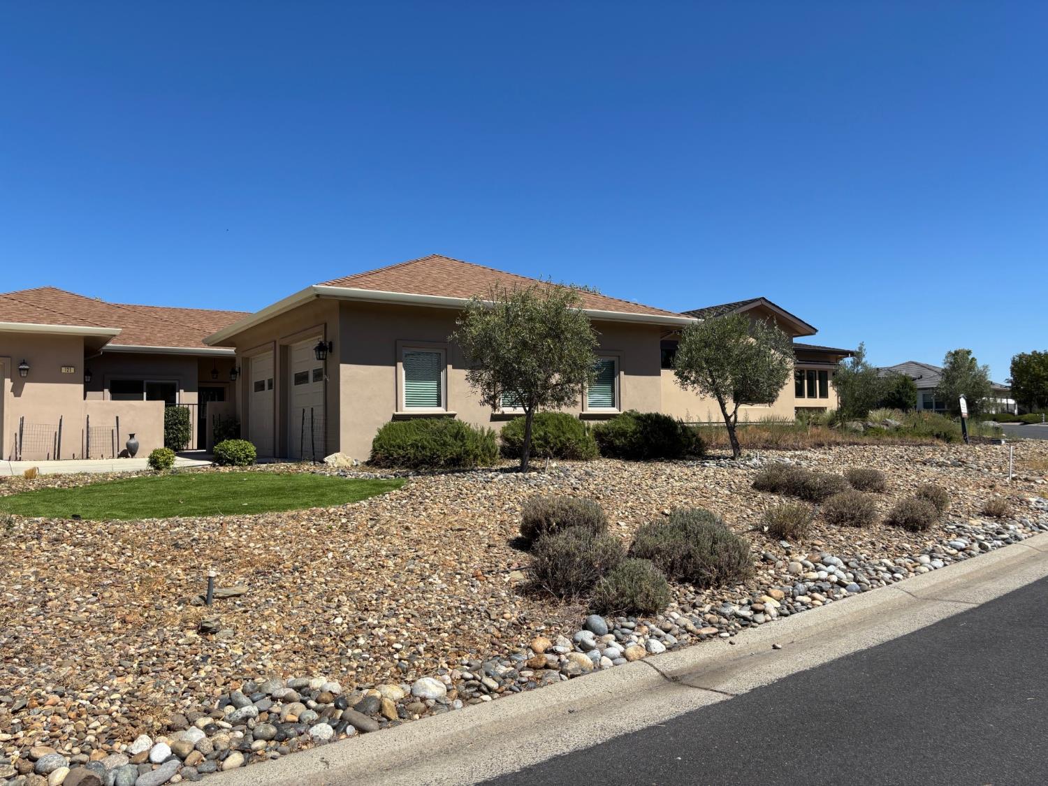 121 Blue Oak Court