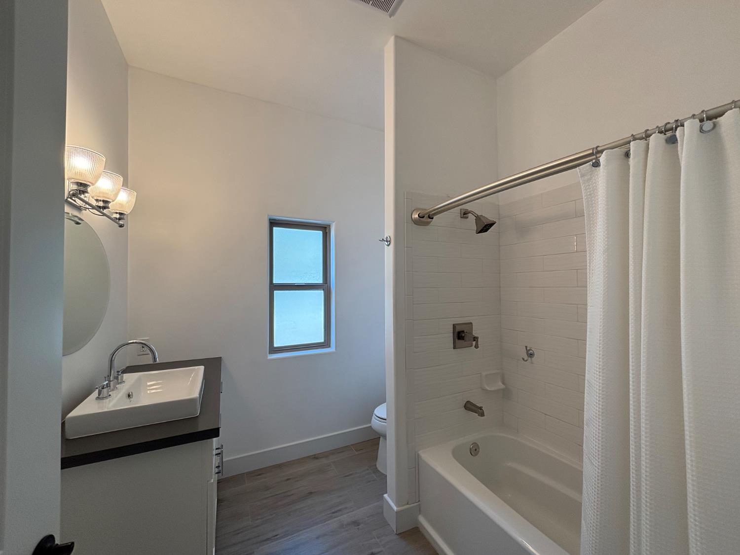 121 Blue Oak Court