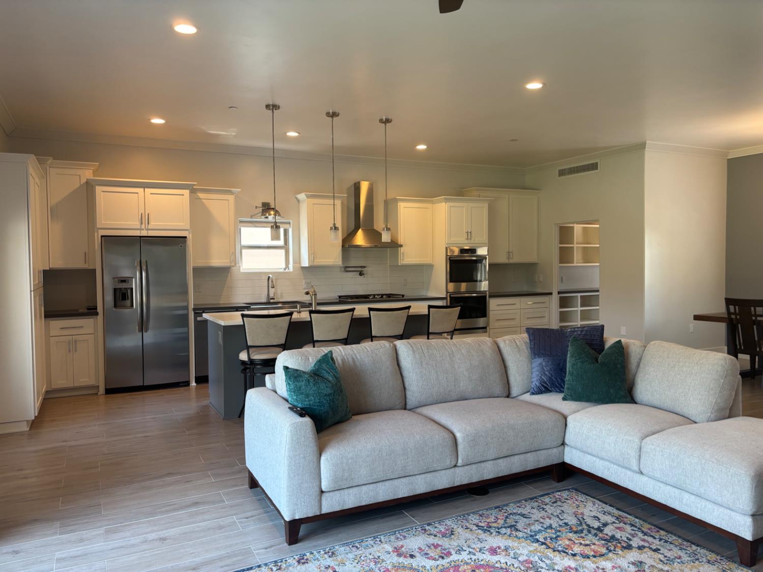 121 Blue Oak Court