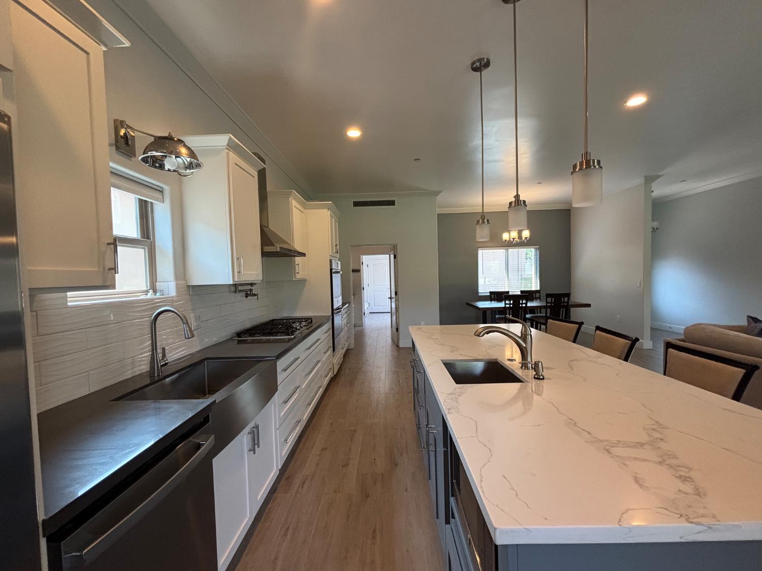 121 Blue Oak Court