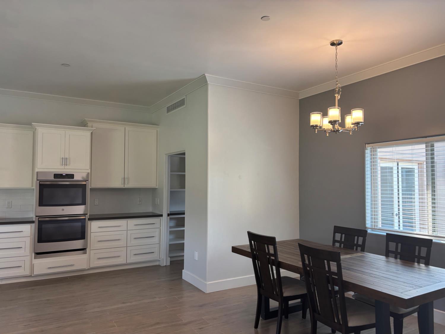 121 Blue Oak Court