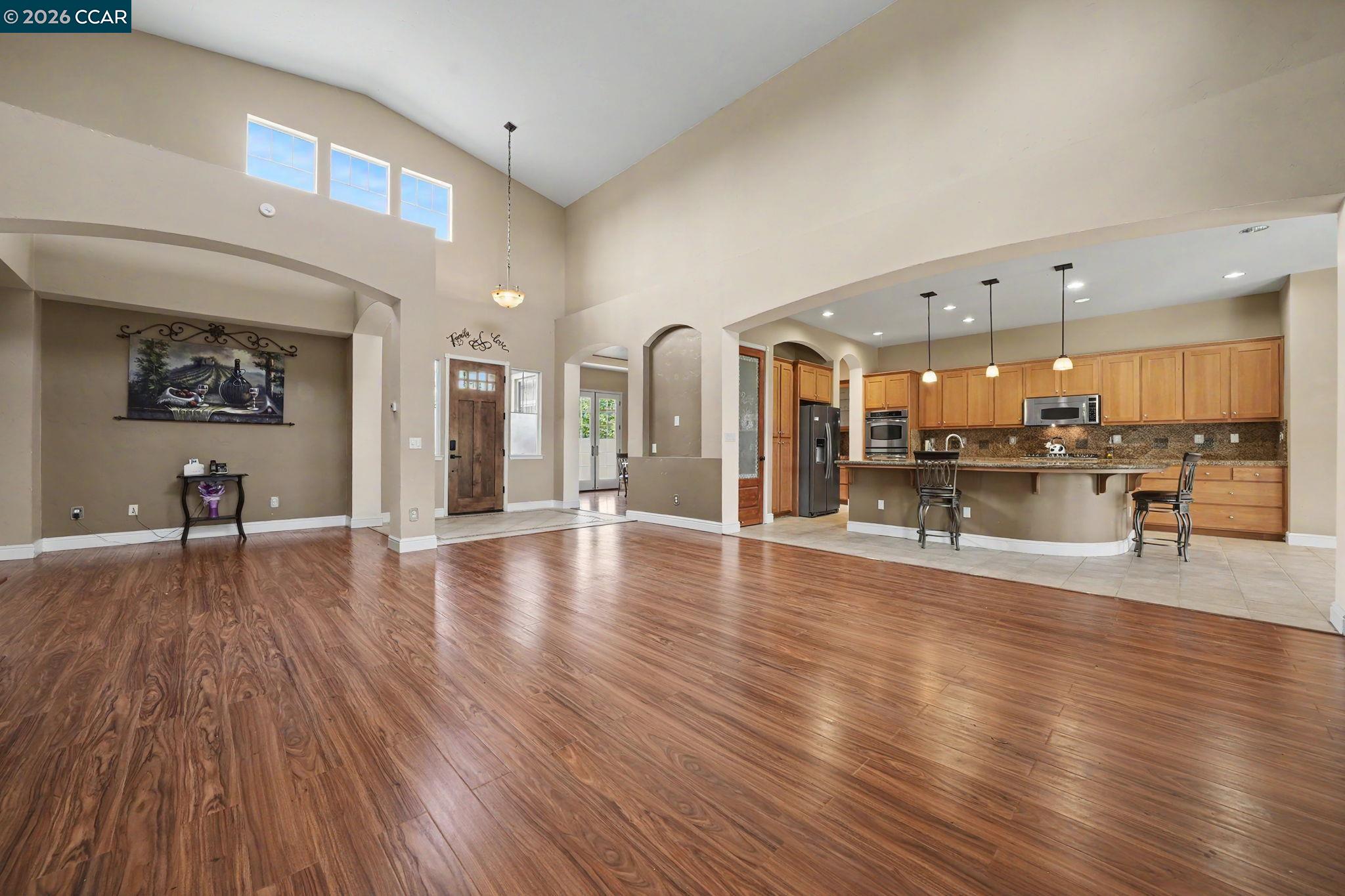 118 Glen View Court