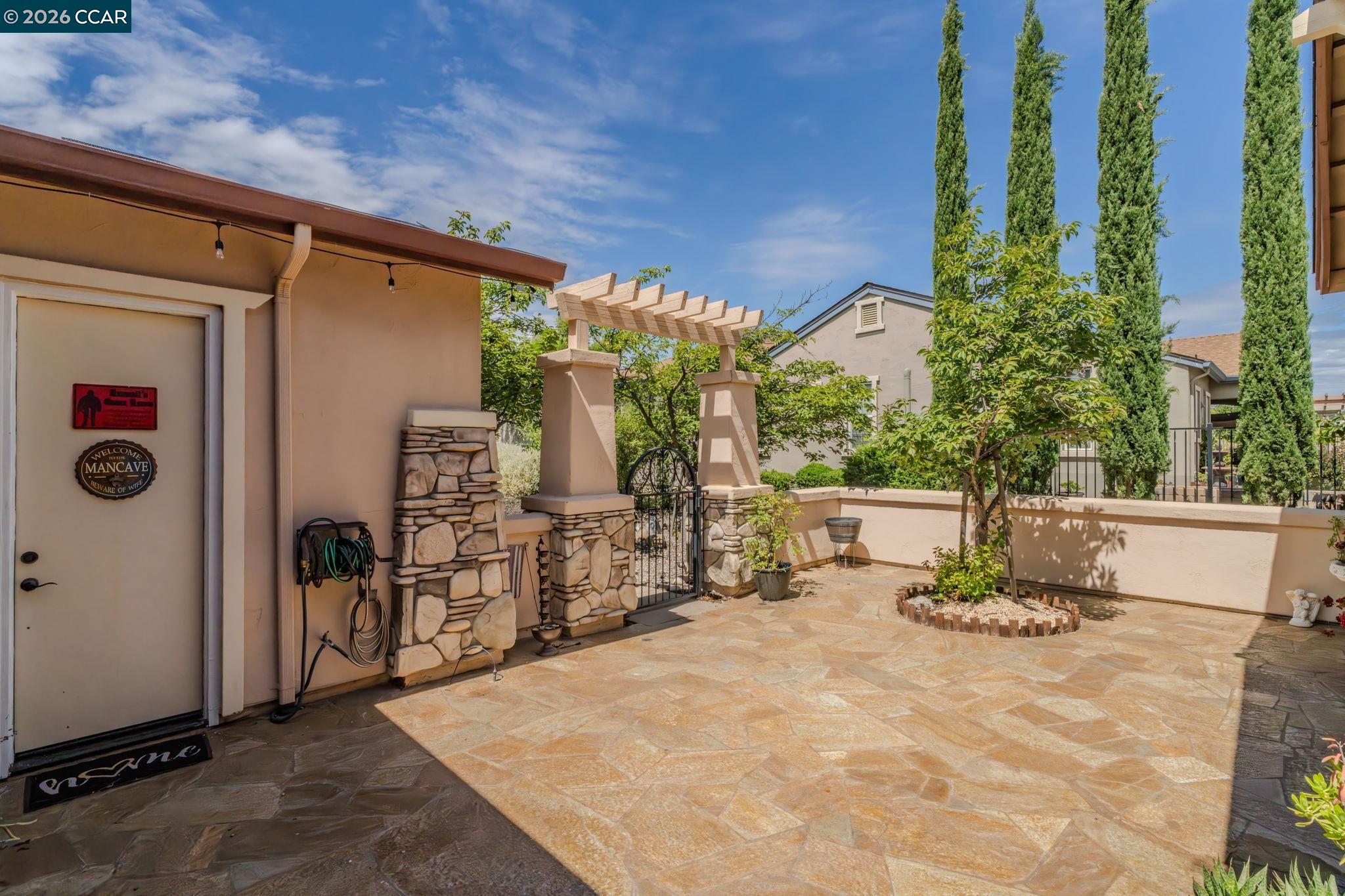 118 Glen View Court