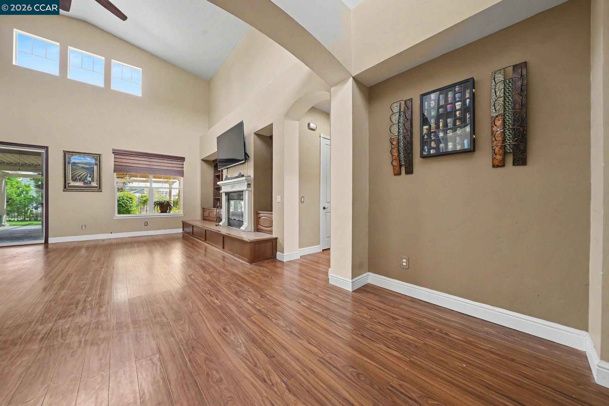118 Glen View Court