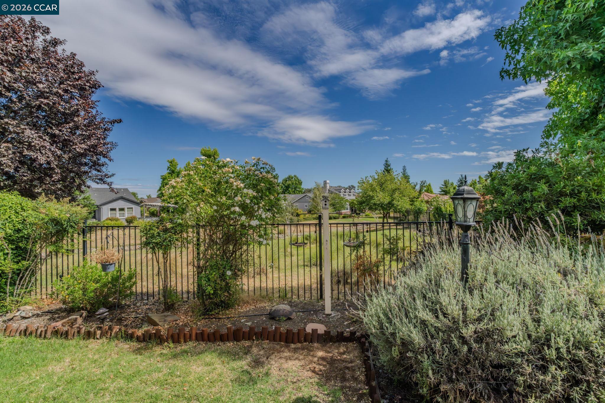 118 Glen View Court