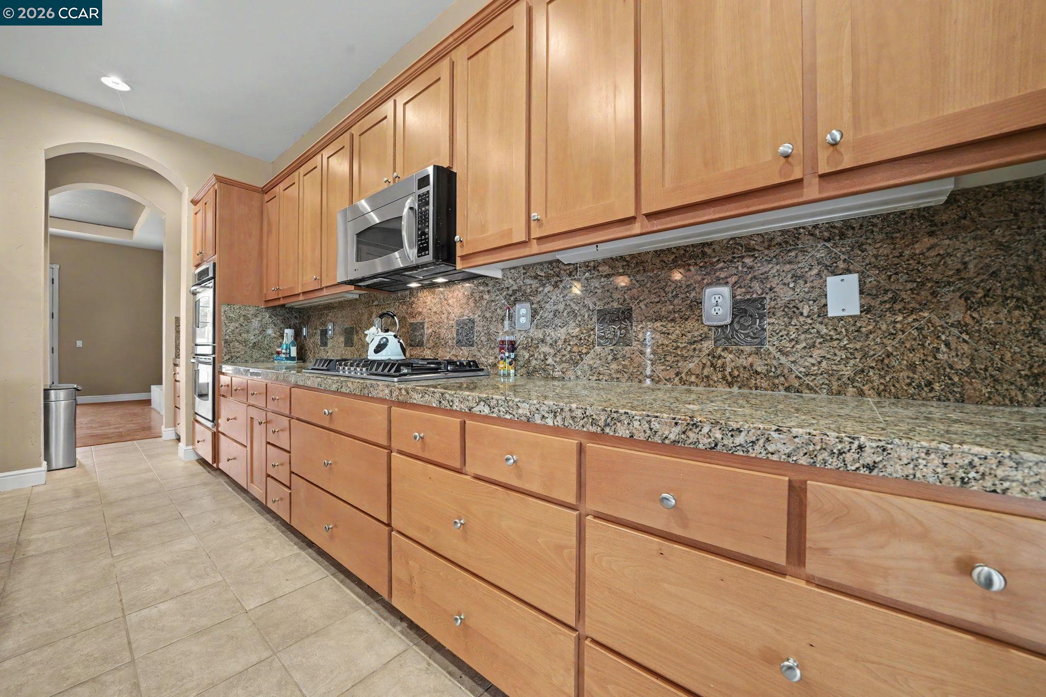 118 Glen View Court