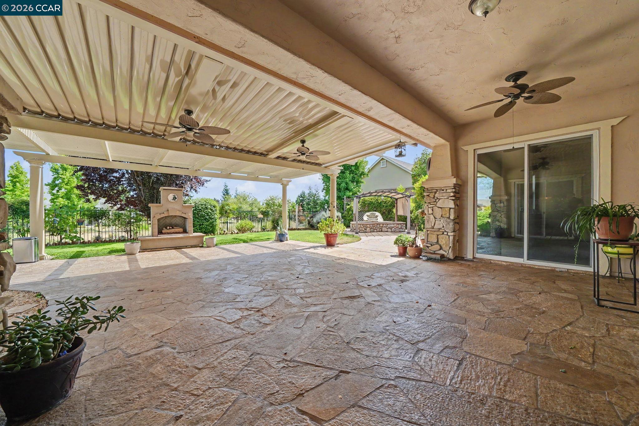 118 Glen View Court