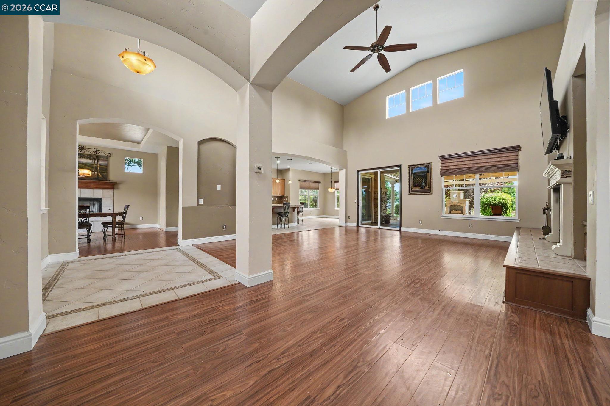 118 Glen View Court