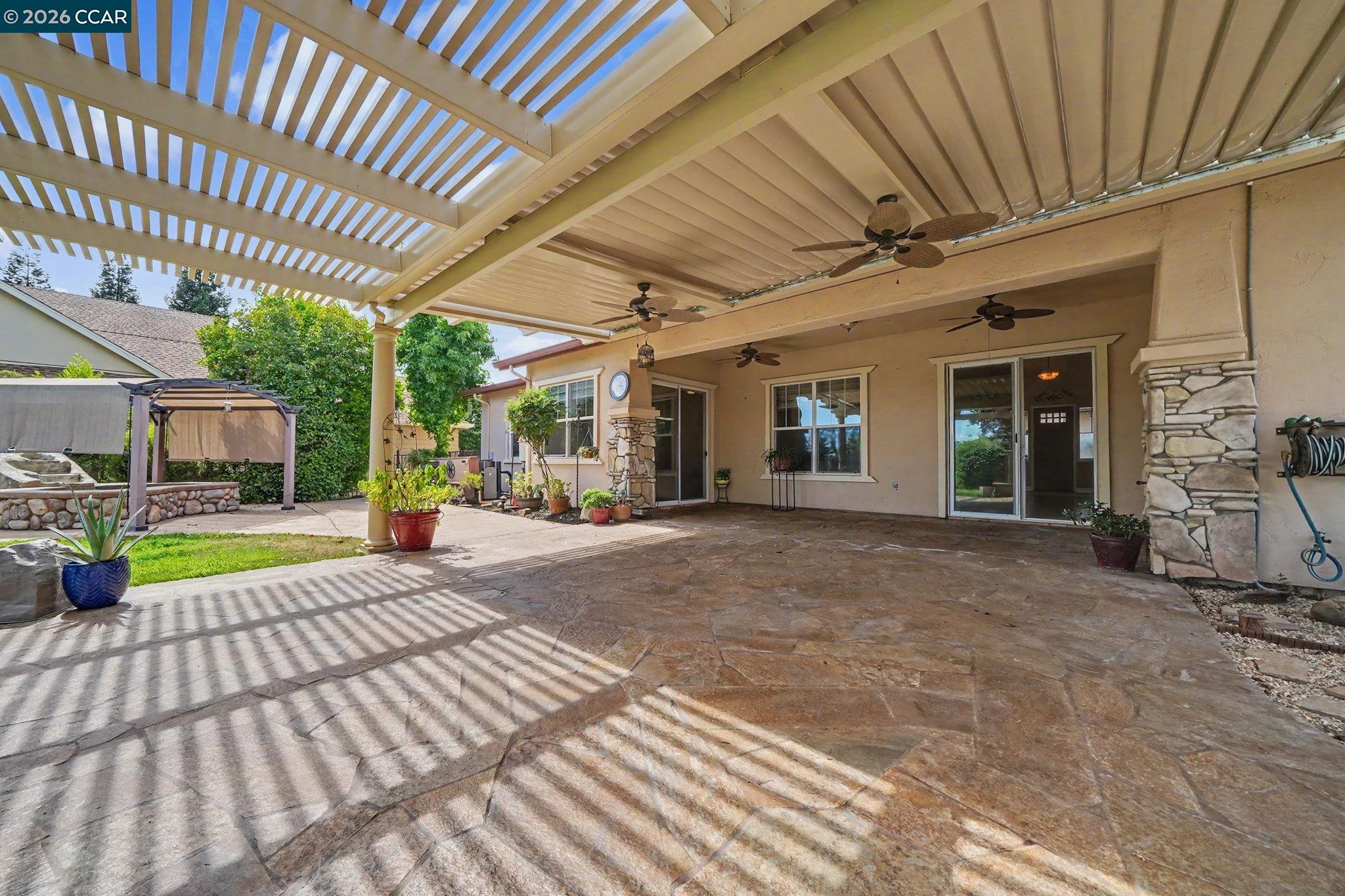 118 Glen View Court