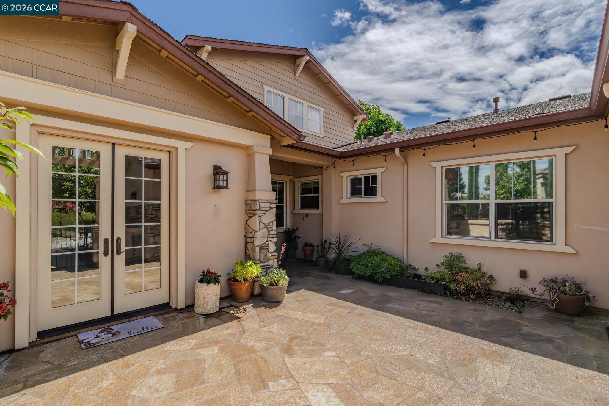 118 Glen View Court