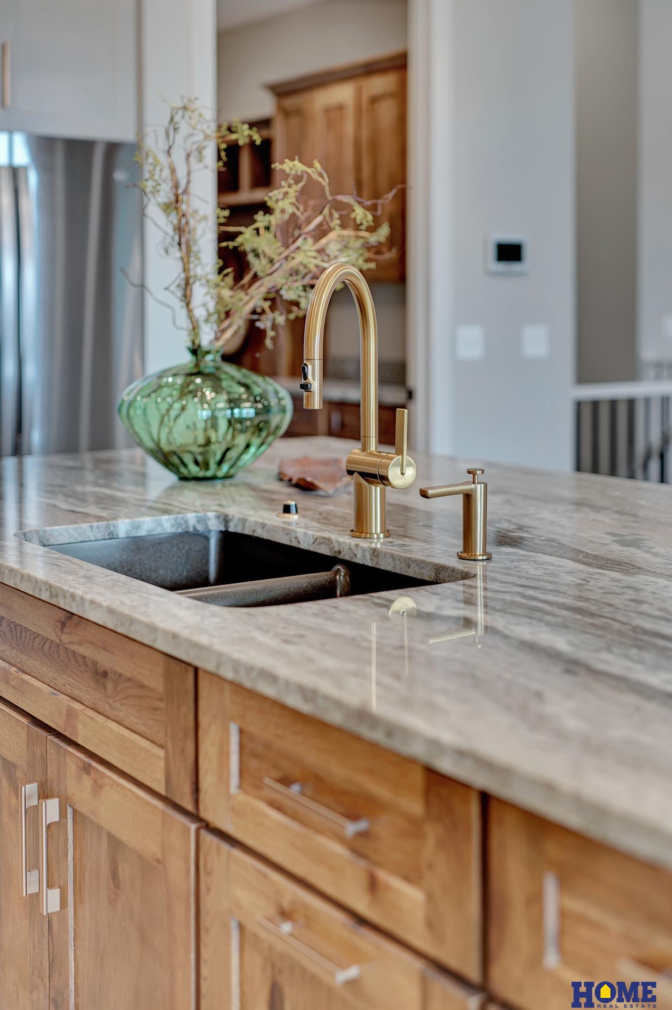 9733 Casa Colina Court