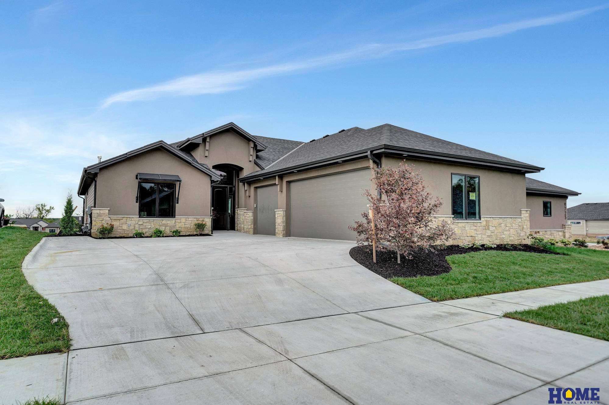 9733 Casa Colina Court