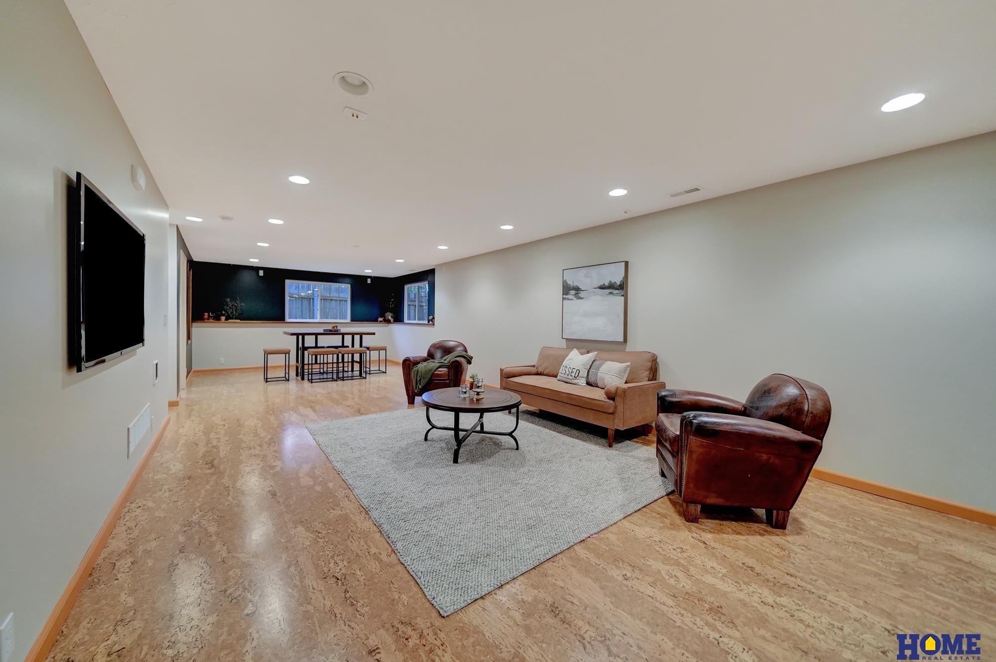 8140 Elizabeth Drive