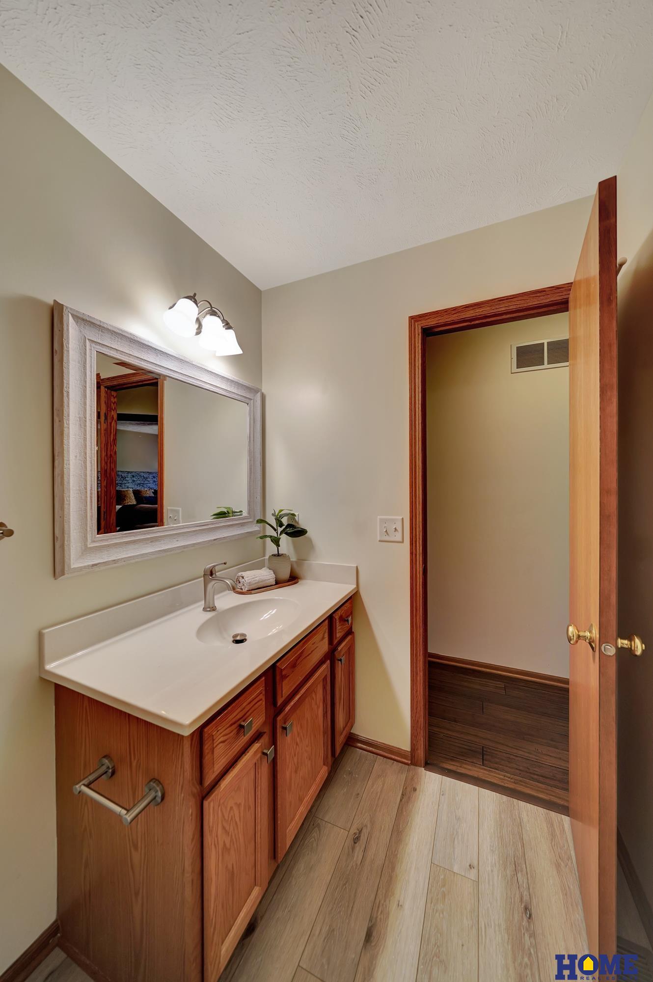 8140 Elizabeth Drive