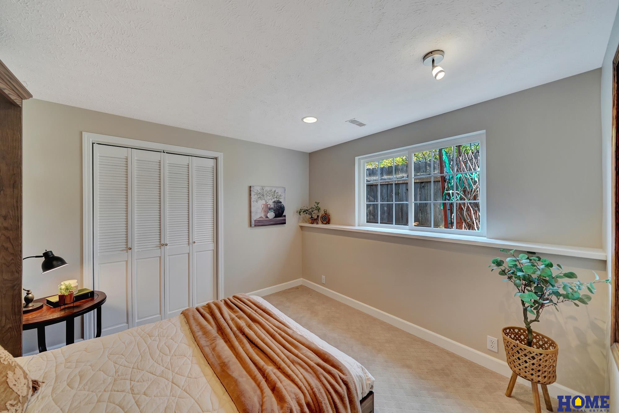 8140 Elizabeth Drive