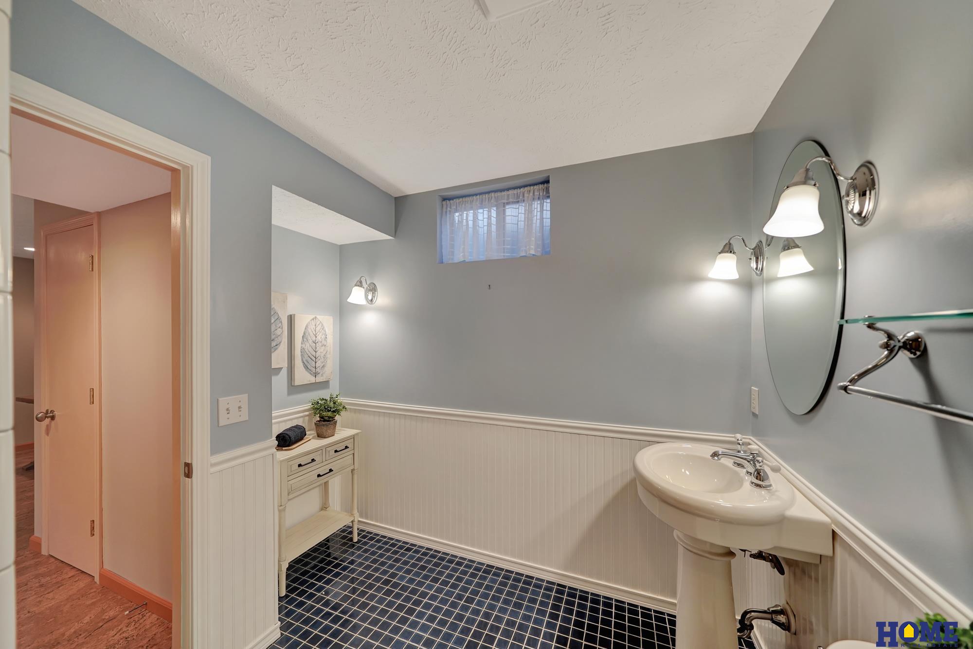 8140 Elizabeth Drive