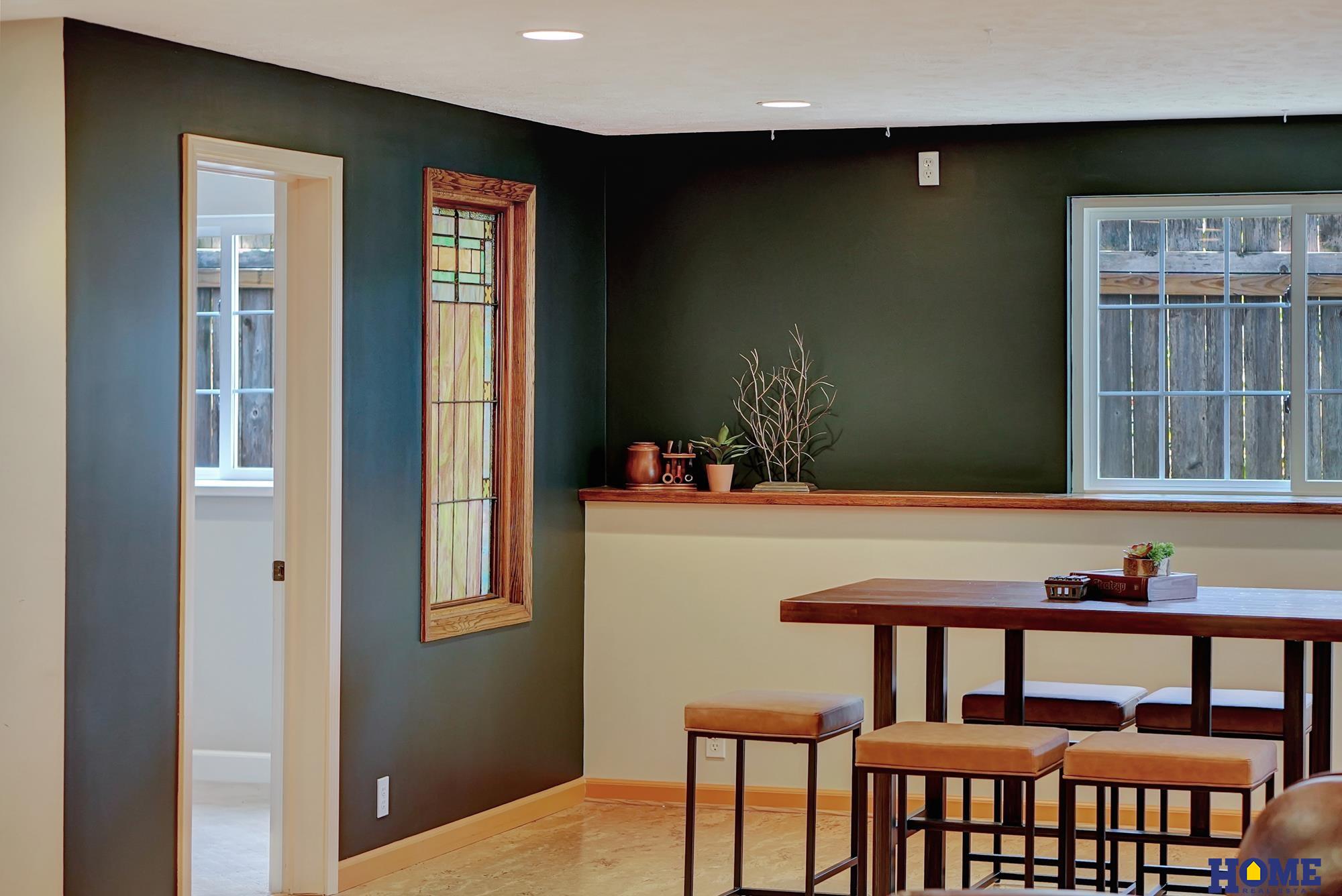 8140 Elizabeth Drive