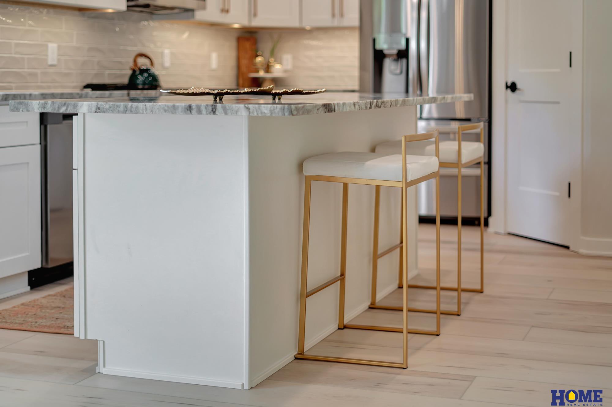 1700 Crestline Drive