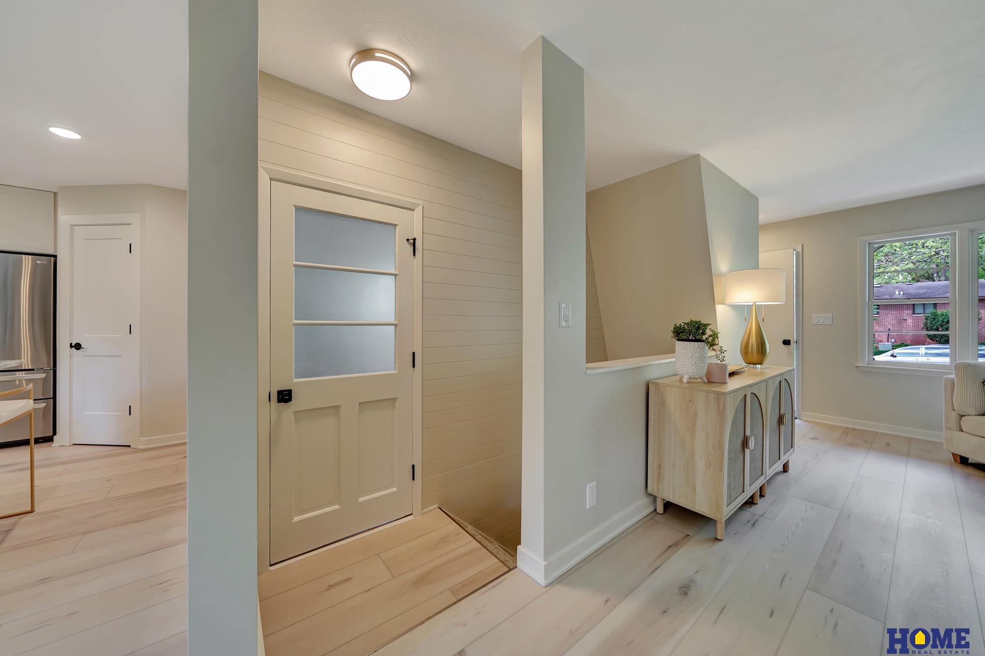 1700 Crestline Drive