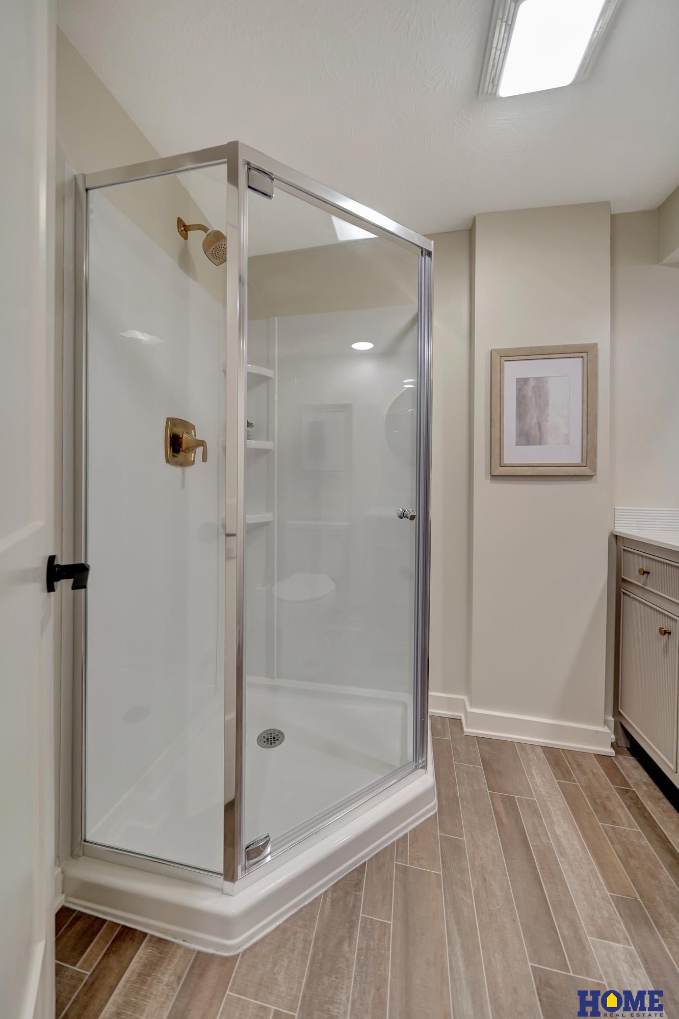 1700 Crestline Drive