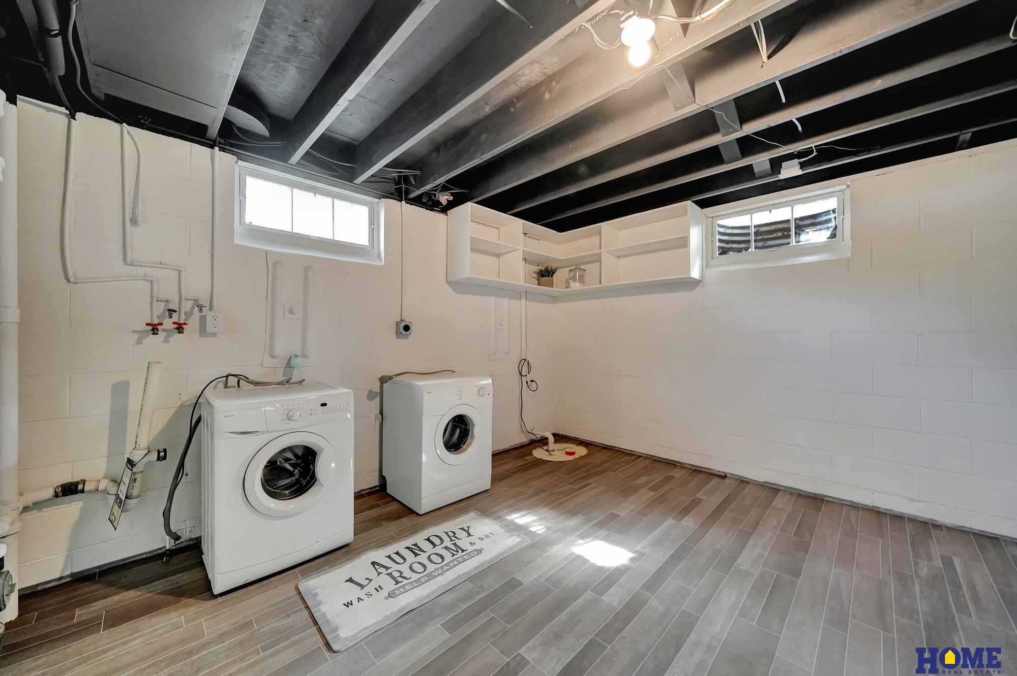 1700 Crestline Drive