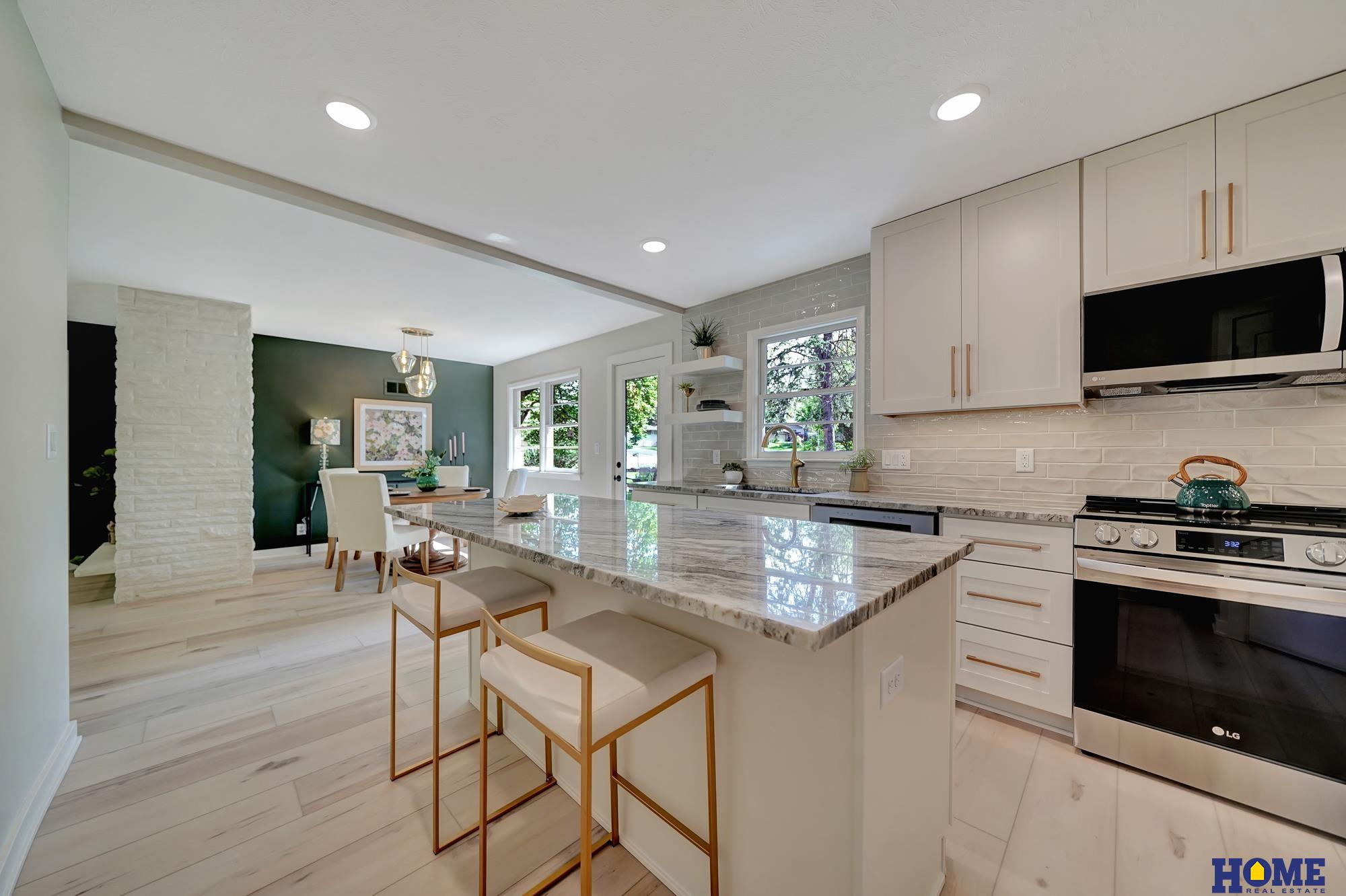 1700 Crestline Drive