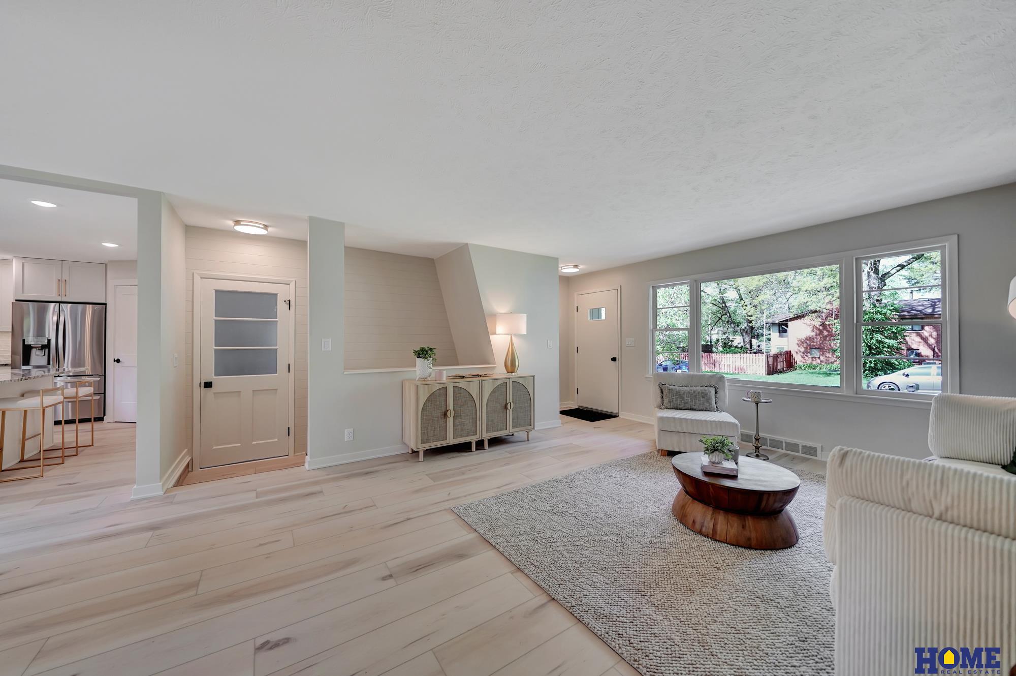 1700 Crestline Drive