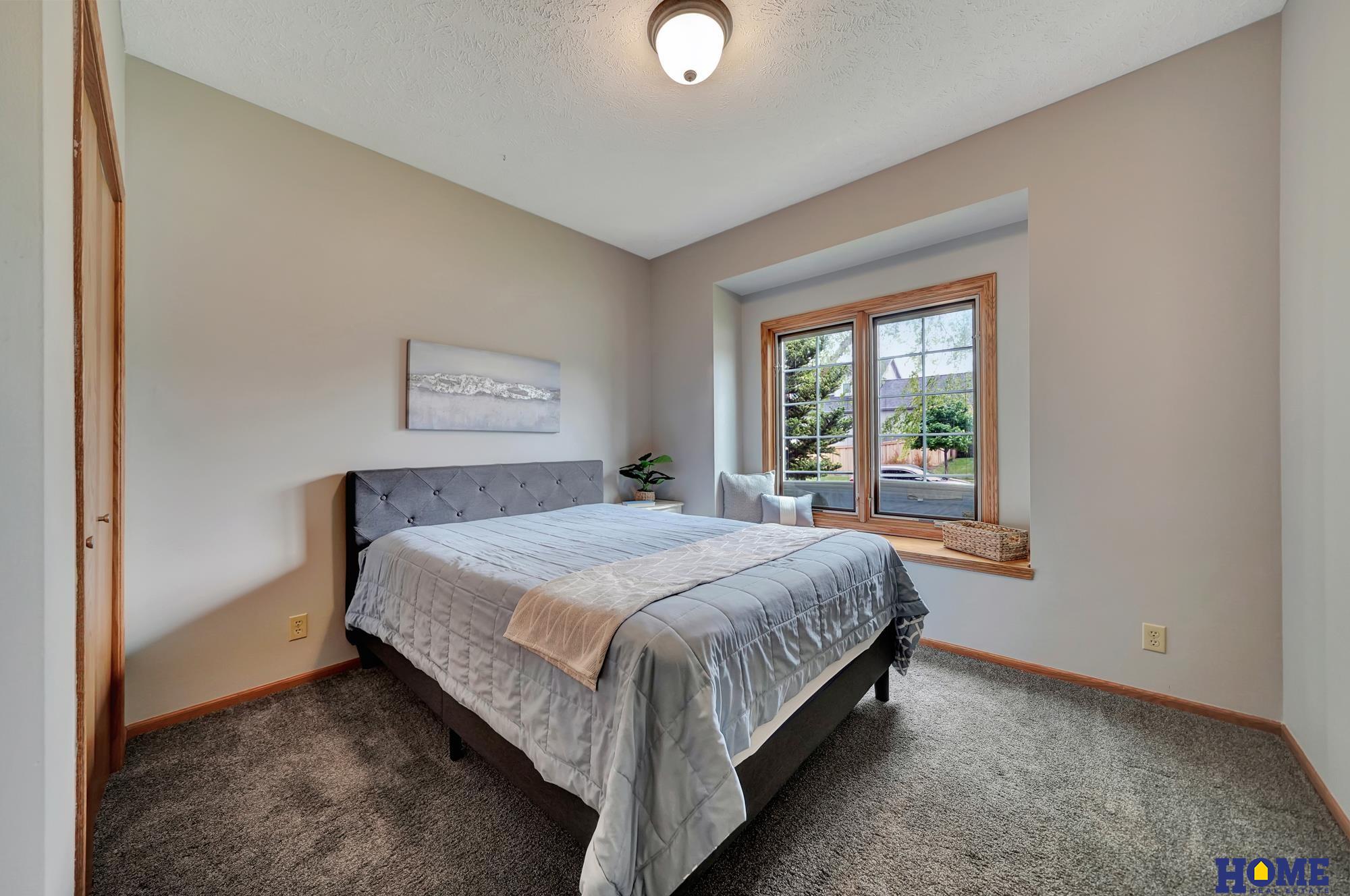 6233 Blackstone Road