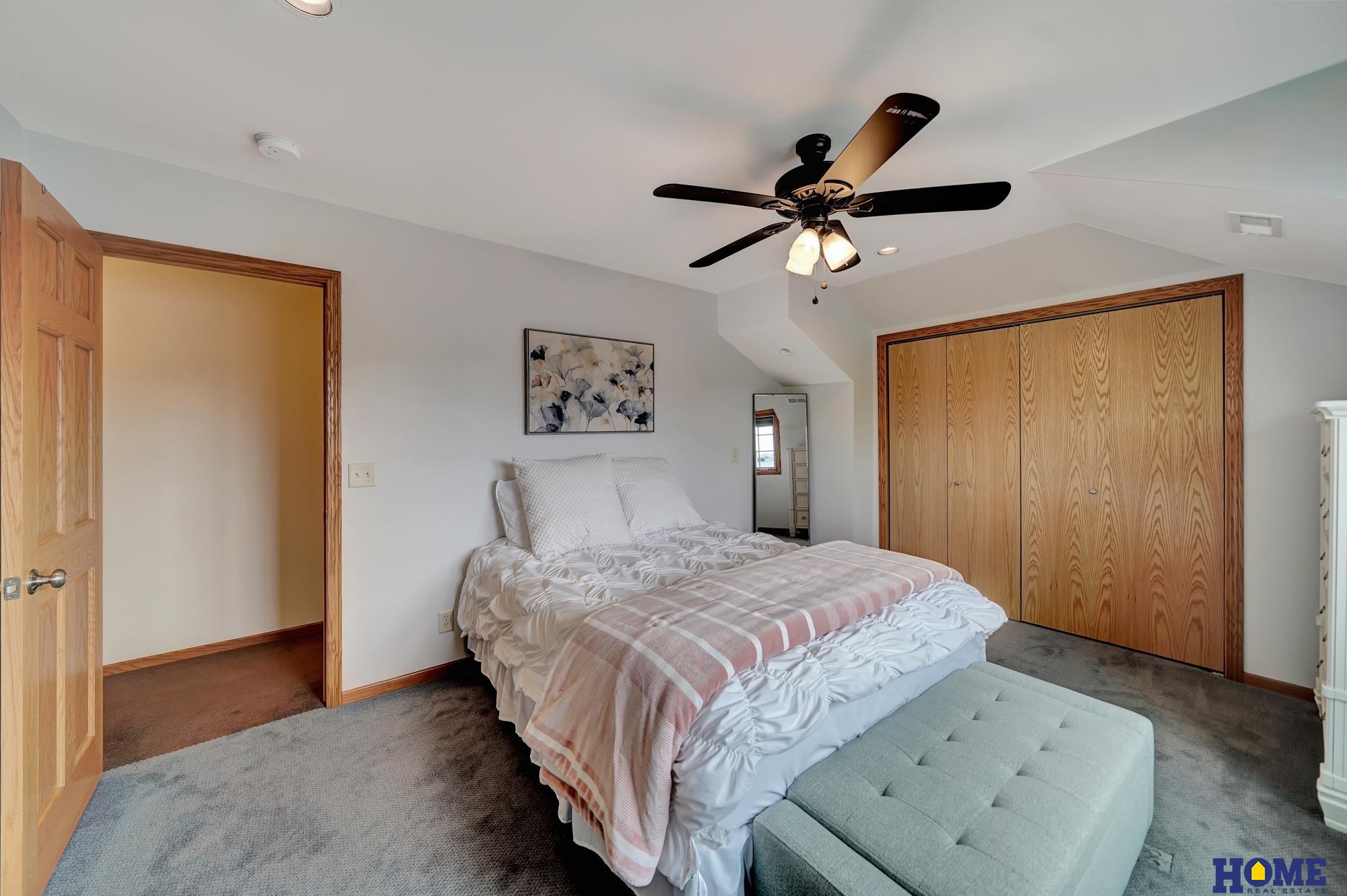 6233 Blackstone Road