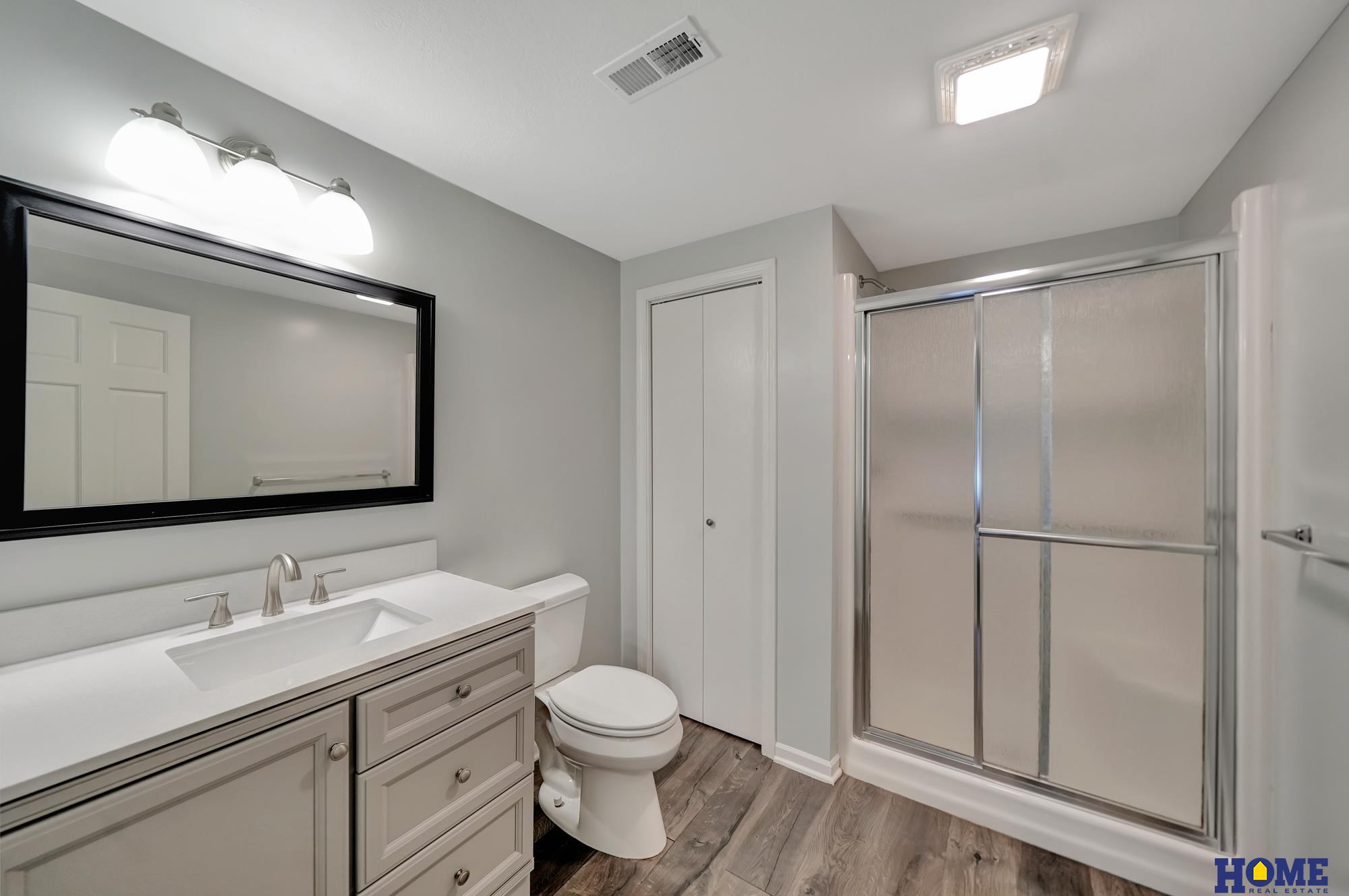 6233 Blackstone Road