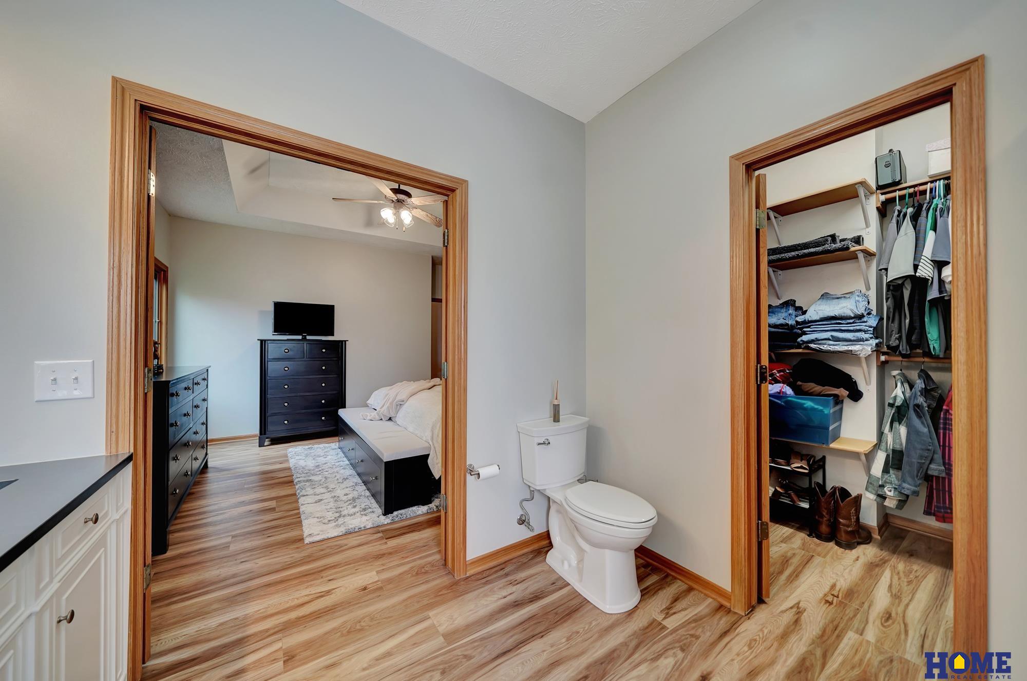 6233 Blackstone Road