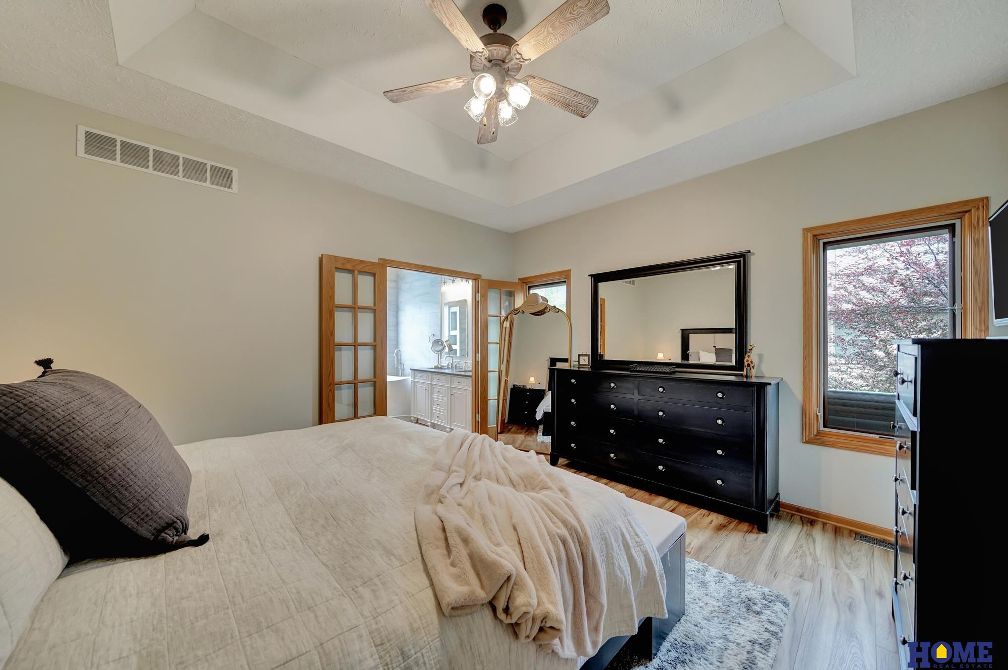 6233 Blackstone Road