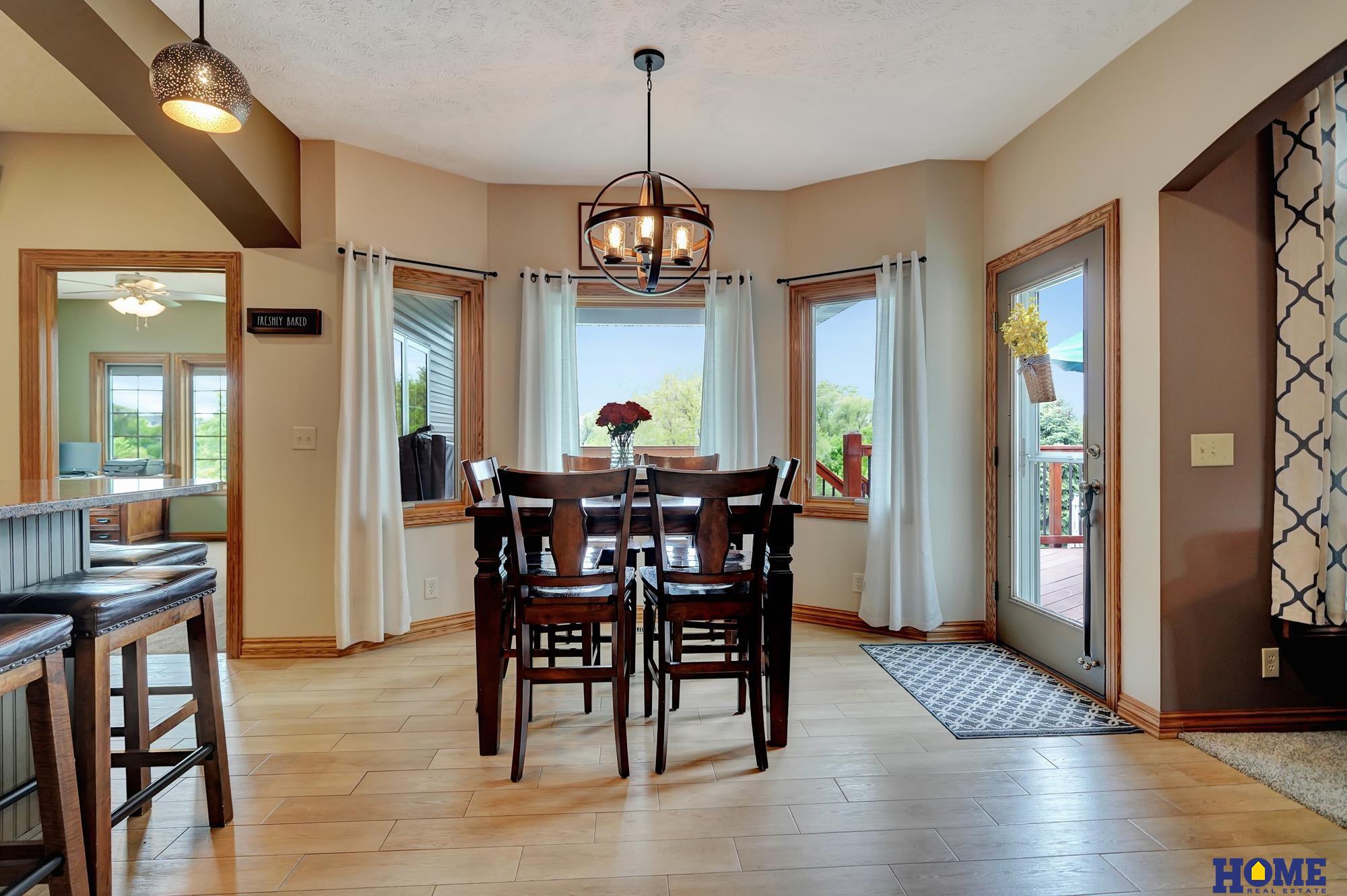 6233 Blackstone Road