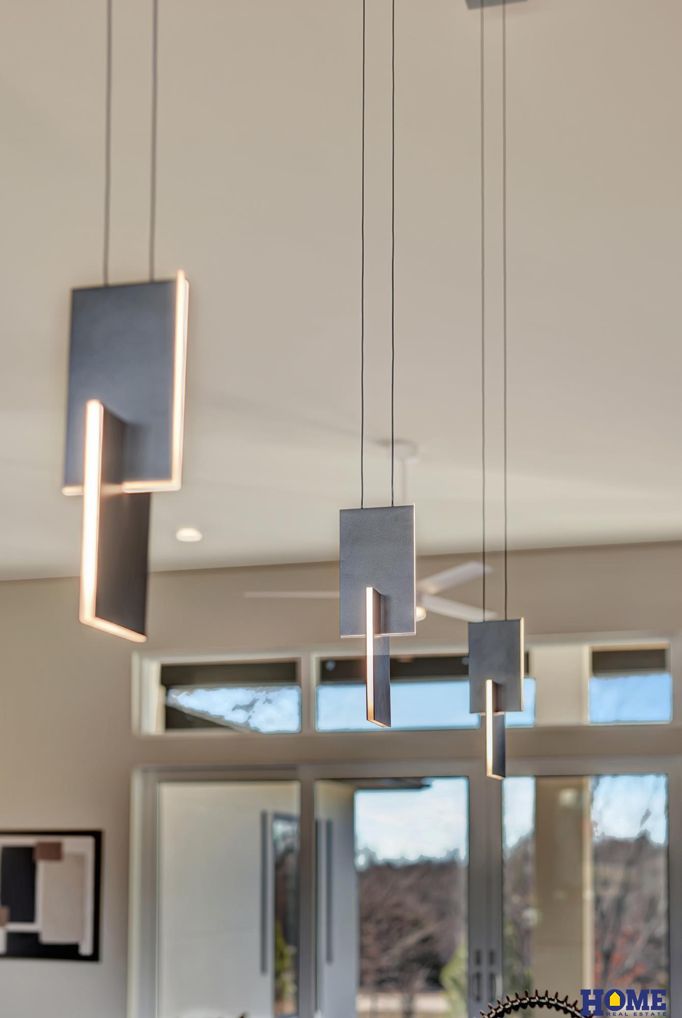 9429 Hillcrest Trail