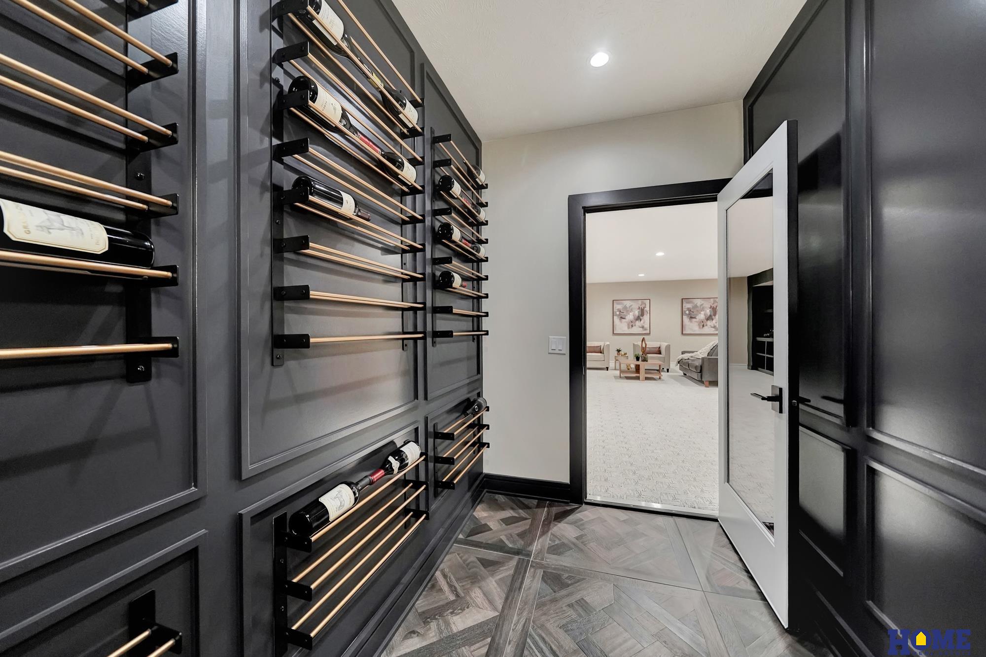 9429 Hillcrest Trail