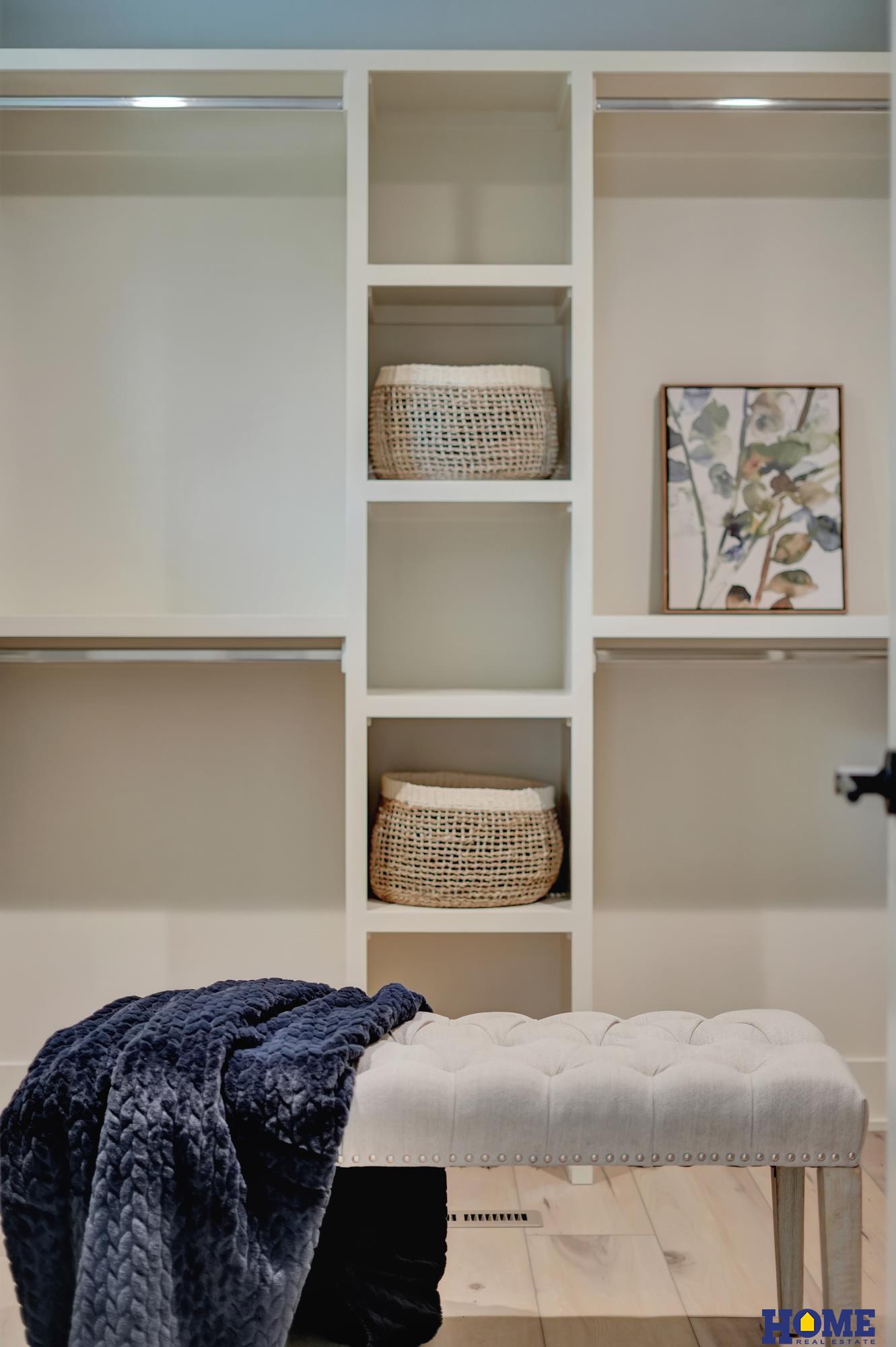 8040 Northshore Drive