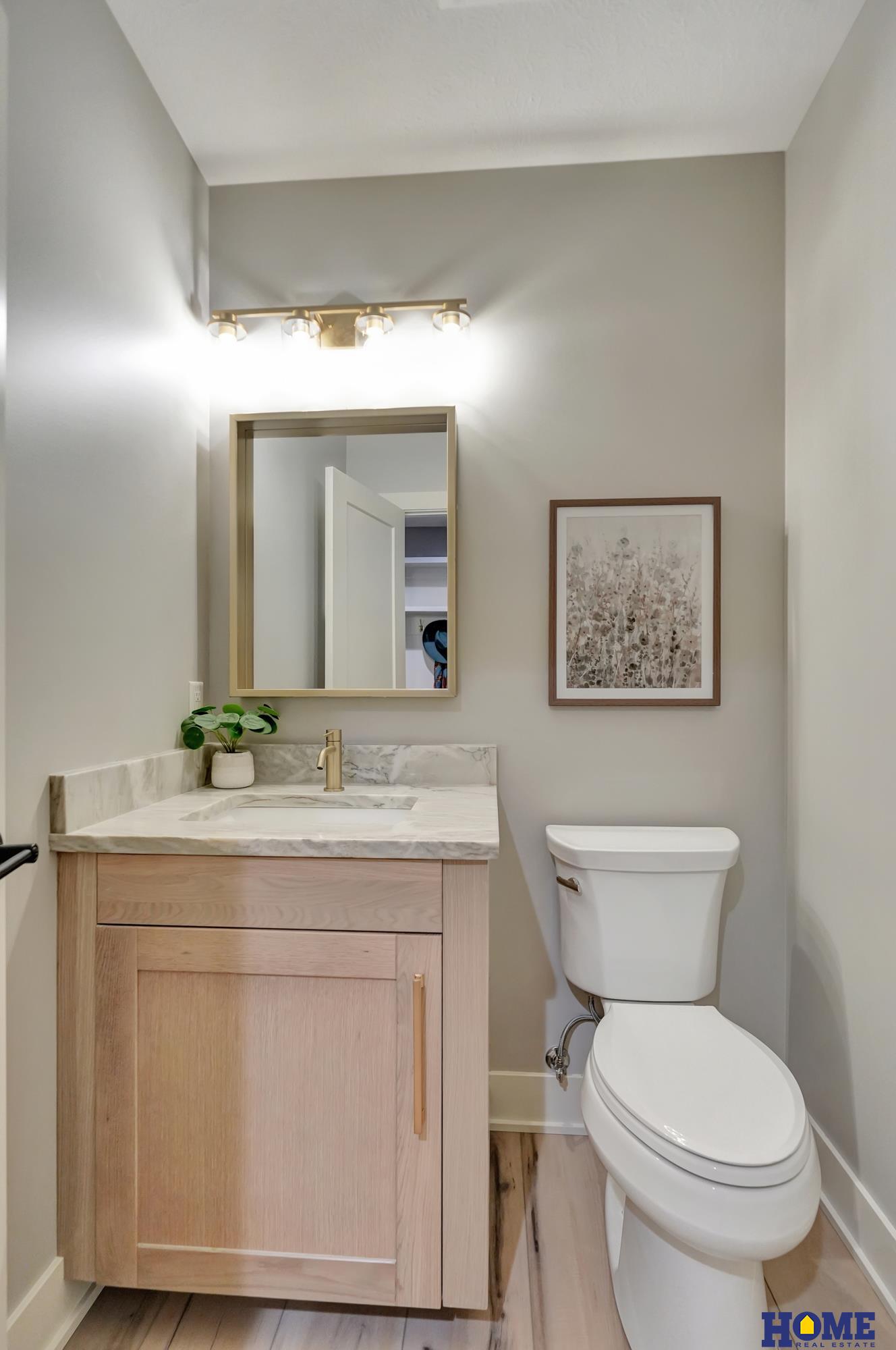 8040 Northshore Drive