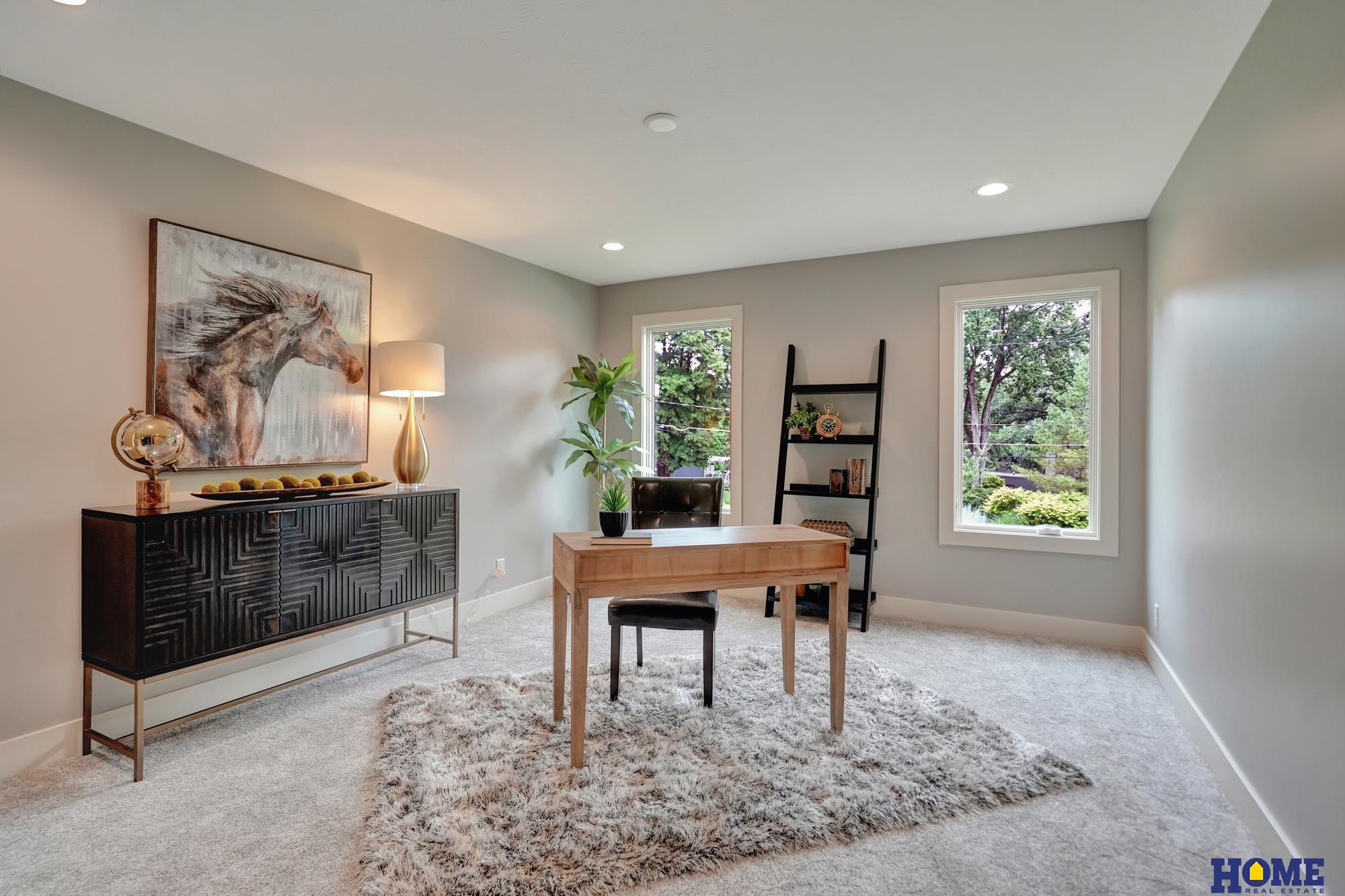 8040 Northshore Drive