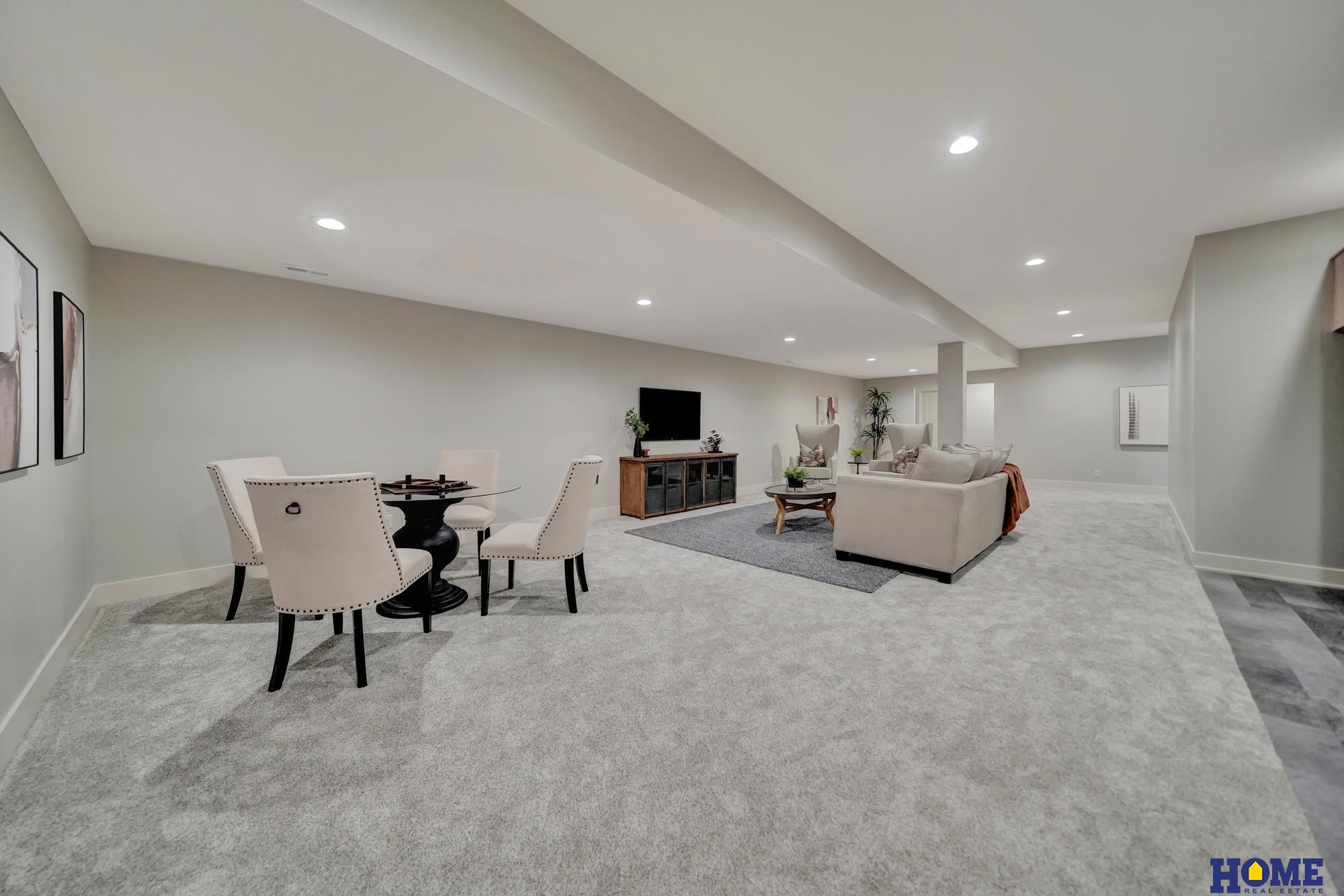 8040 Northshore Drive