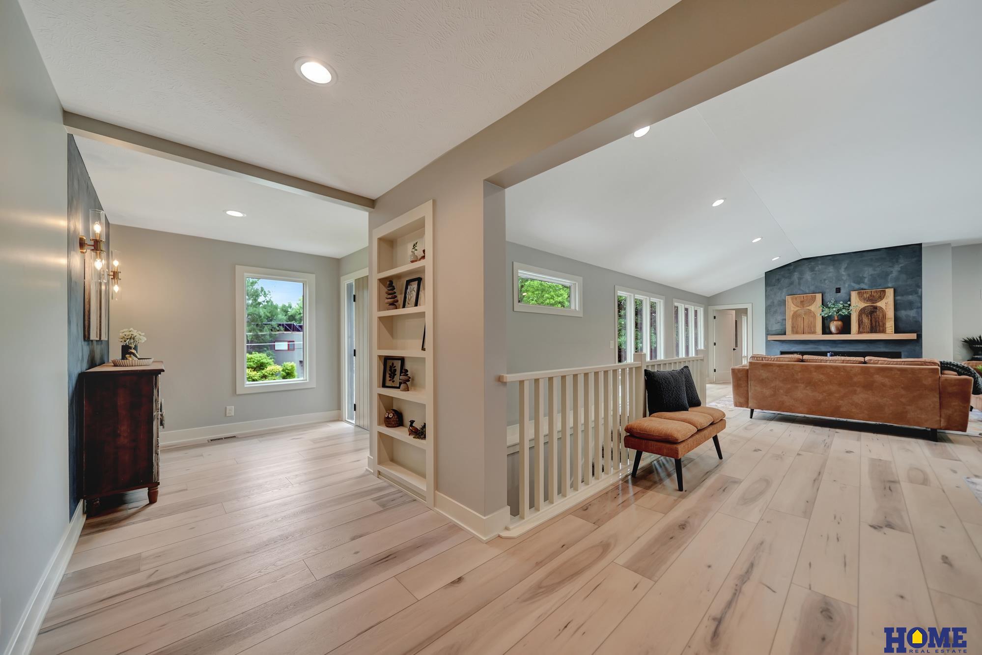 8040 Northshore Drive