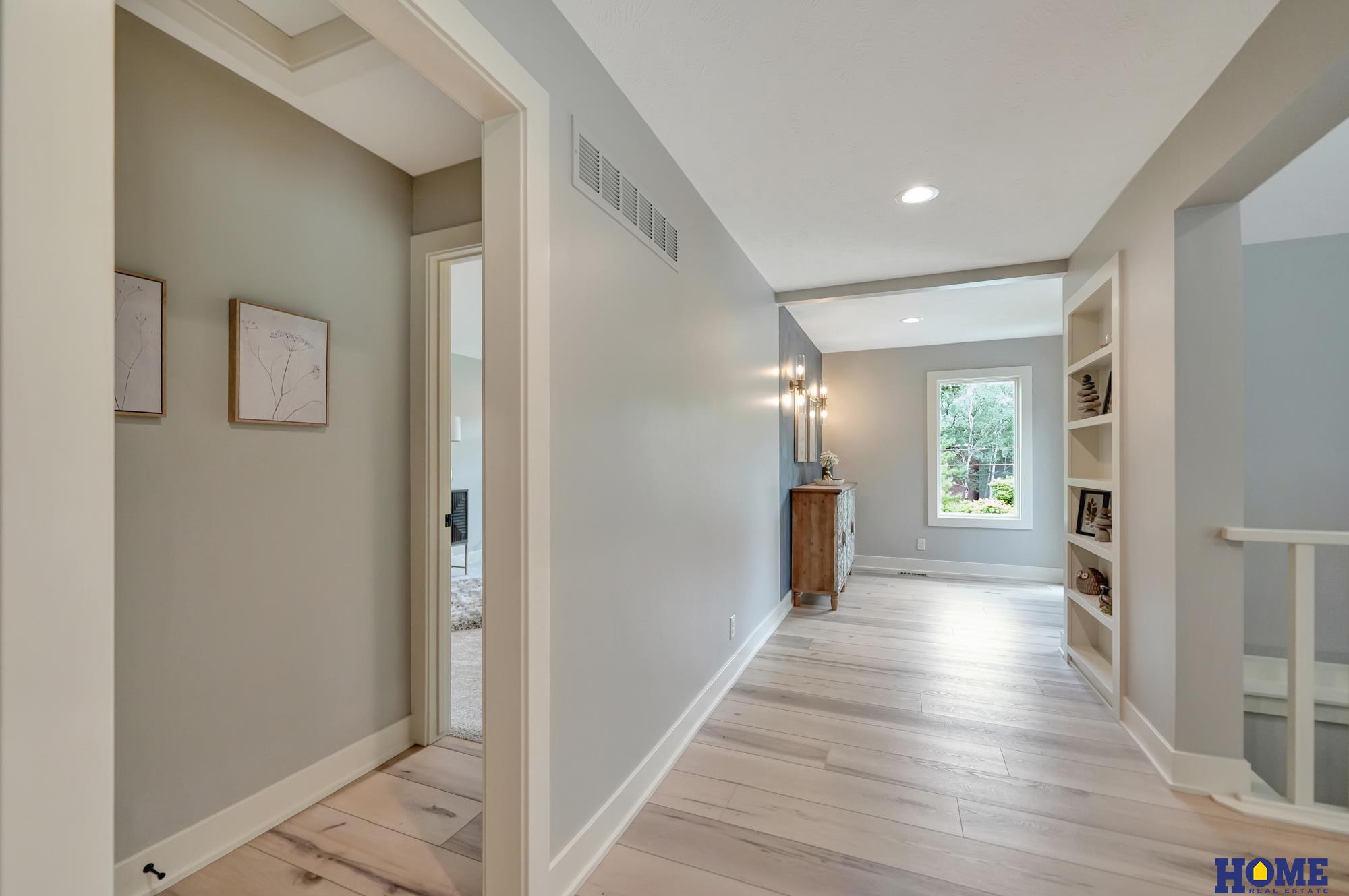 8040 Northshore Drive