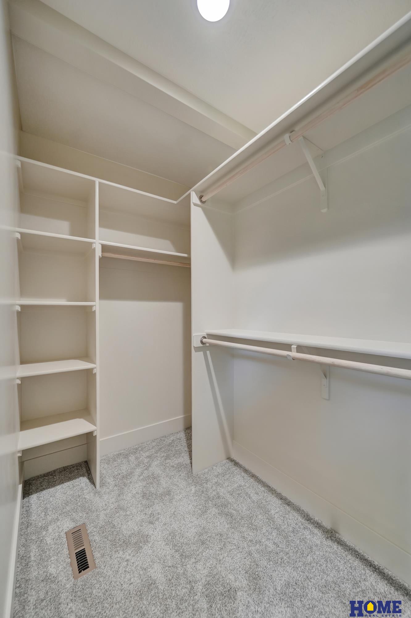 8040 Northshore Drive