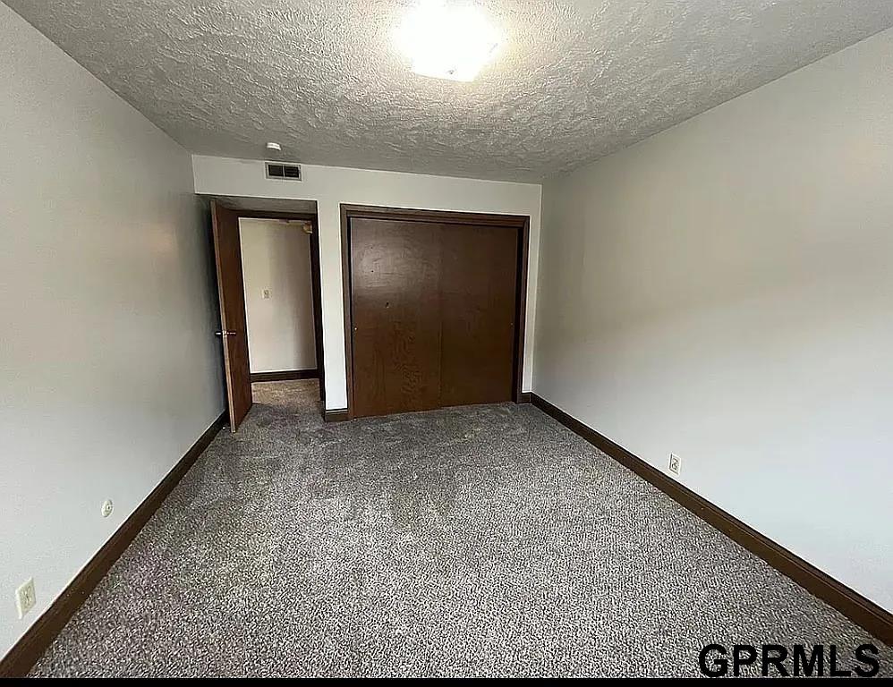 3821 Saint Paul Avenue