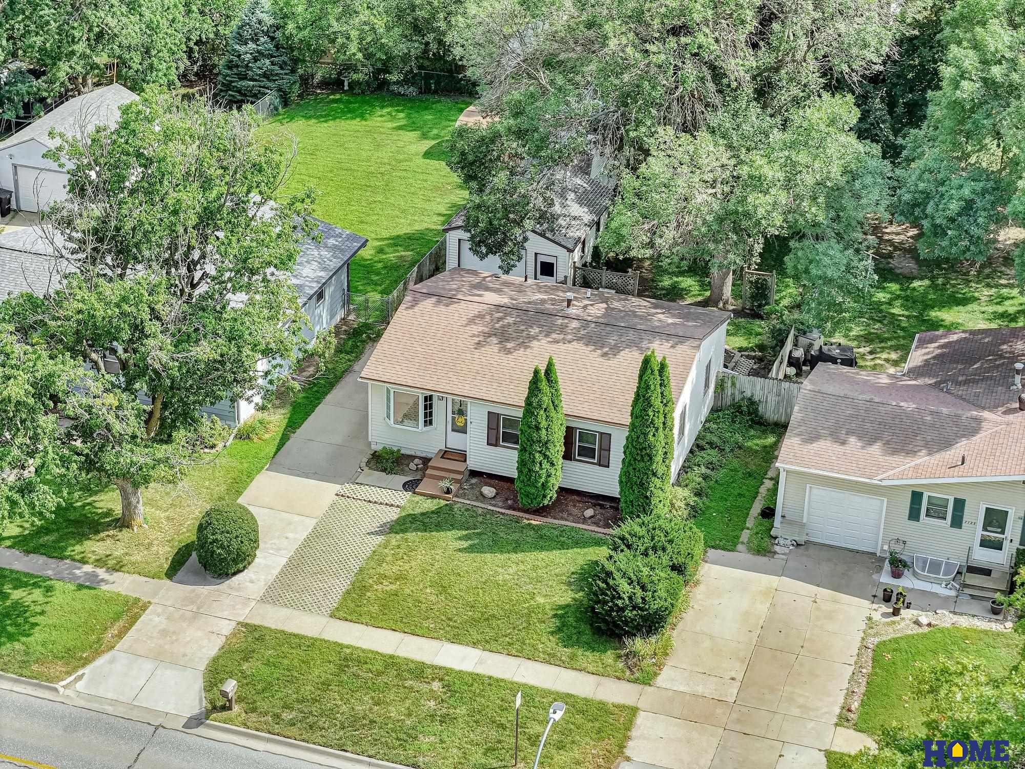 7145 Holdrege Street